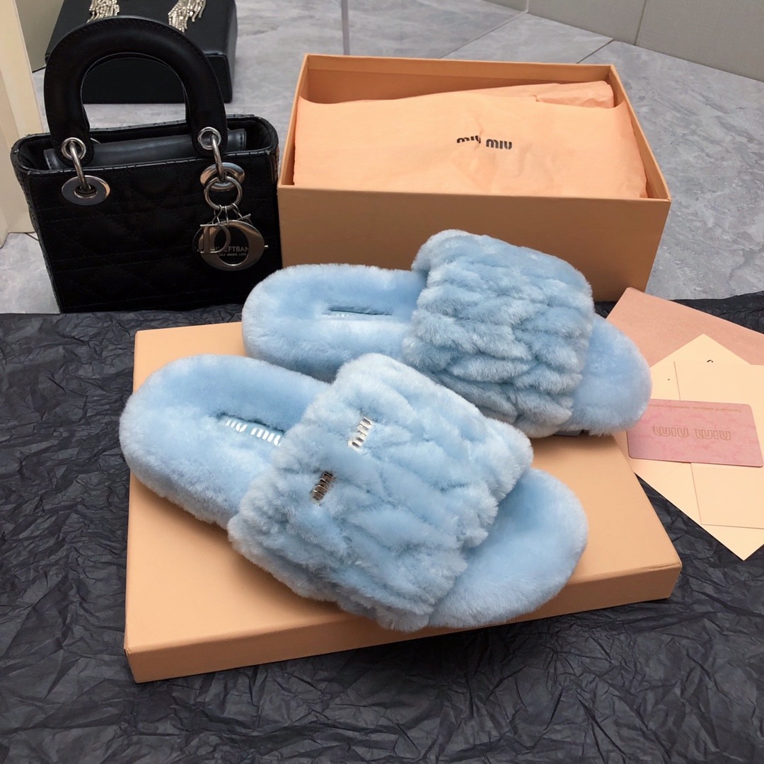미우미우 25 가을 겨울 신상 털 슬리퍼