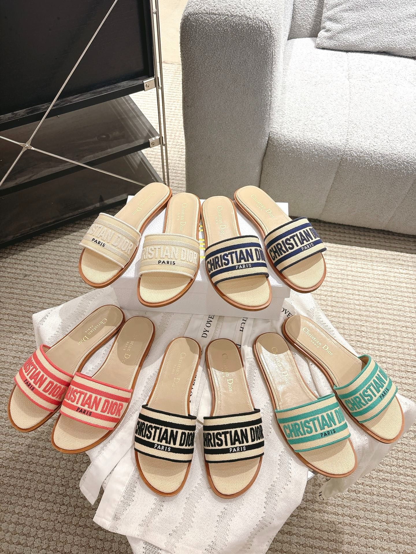 디올 25Ss 신상 디웨이 뮬