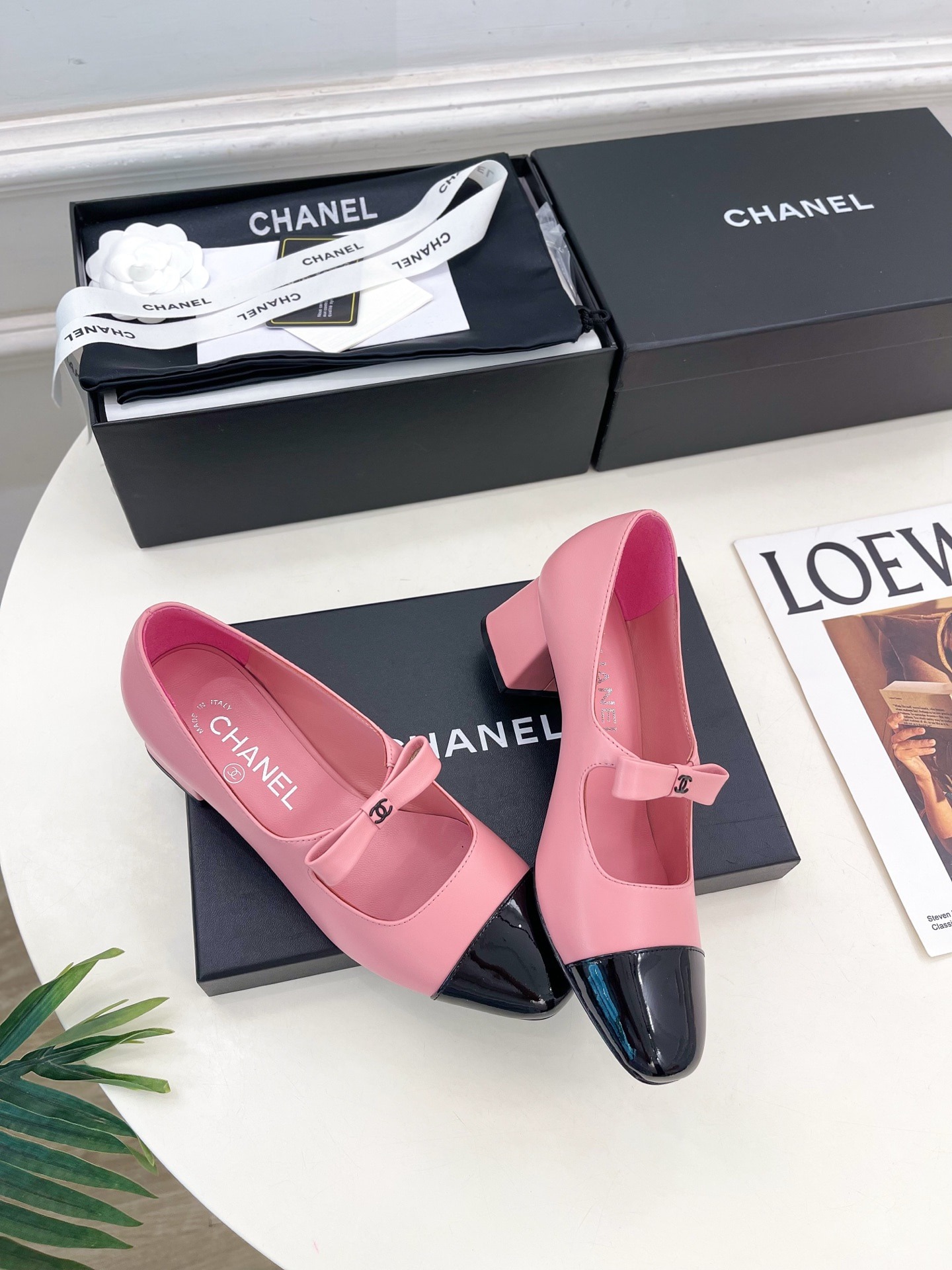 샤넬 25 신상 클래식 메리제인 통굽