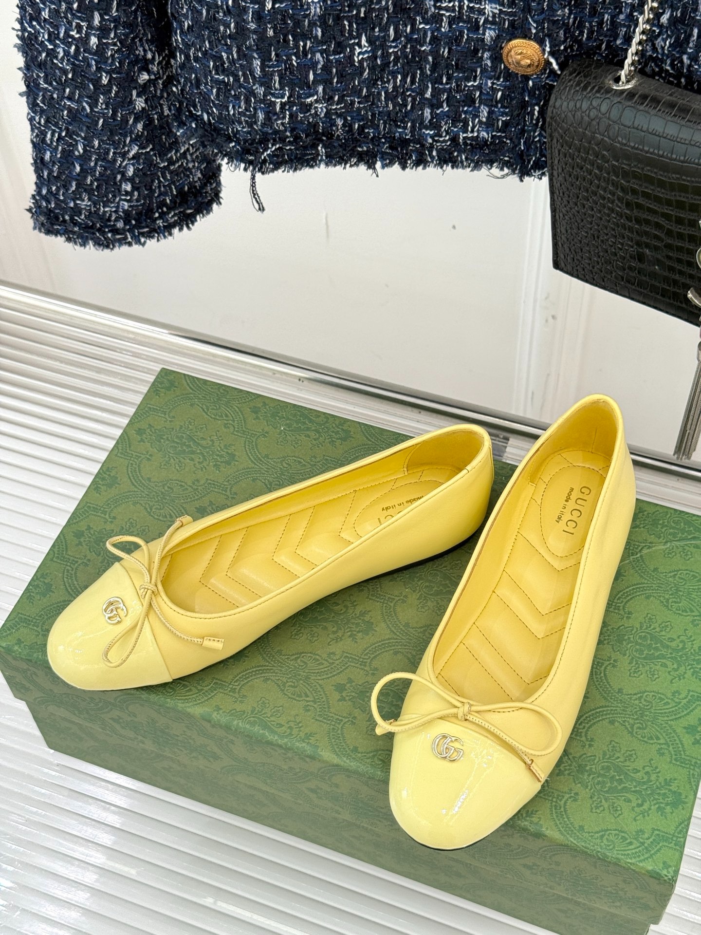 구찌 클래식 더블 G 리본 플랫 발레 슈즈