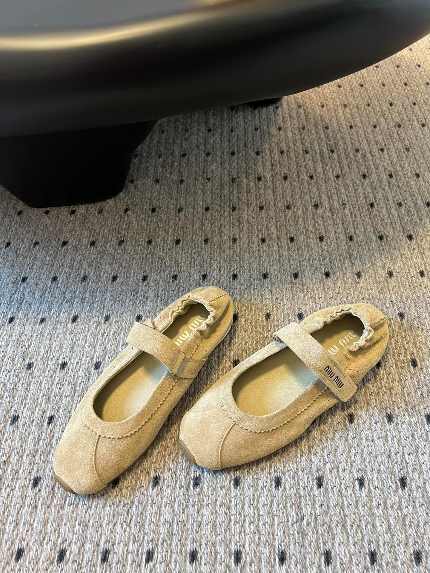 미우미우 25ss 신상 메리제인 발레화