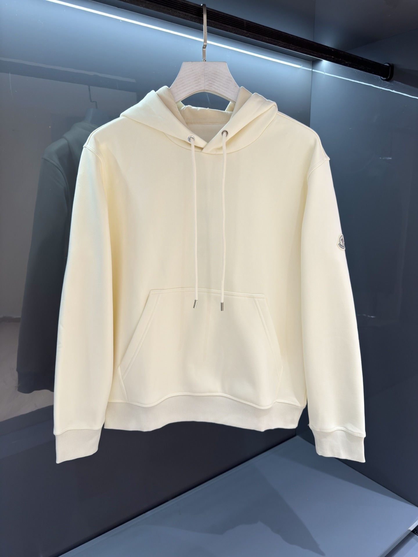 몽클레어 25 신상 기모 라운드 맨투맨