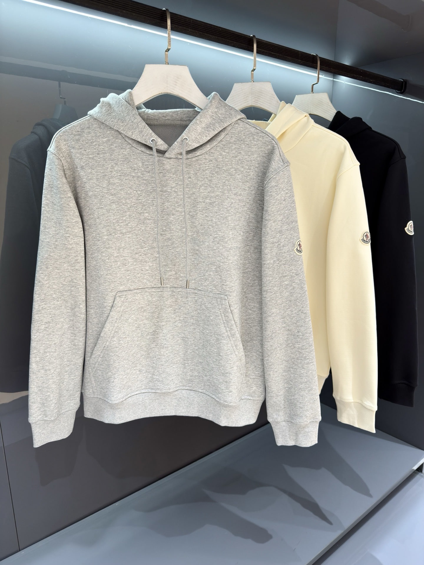 몽클레어 25 신상 기모 라운드 맨투맨