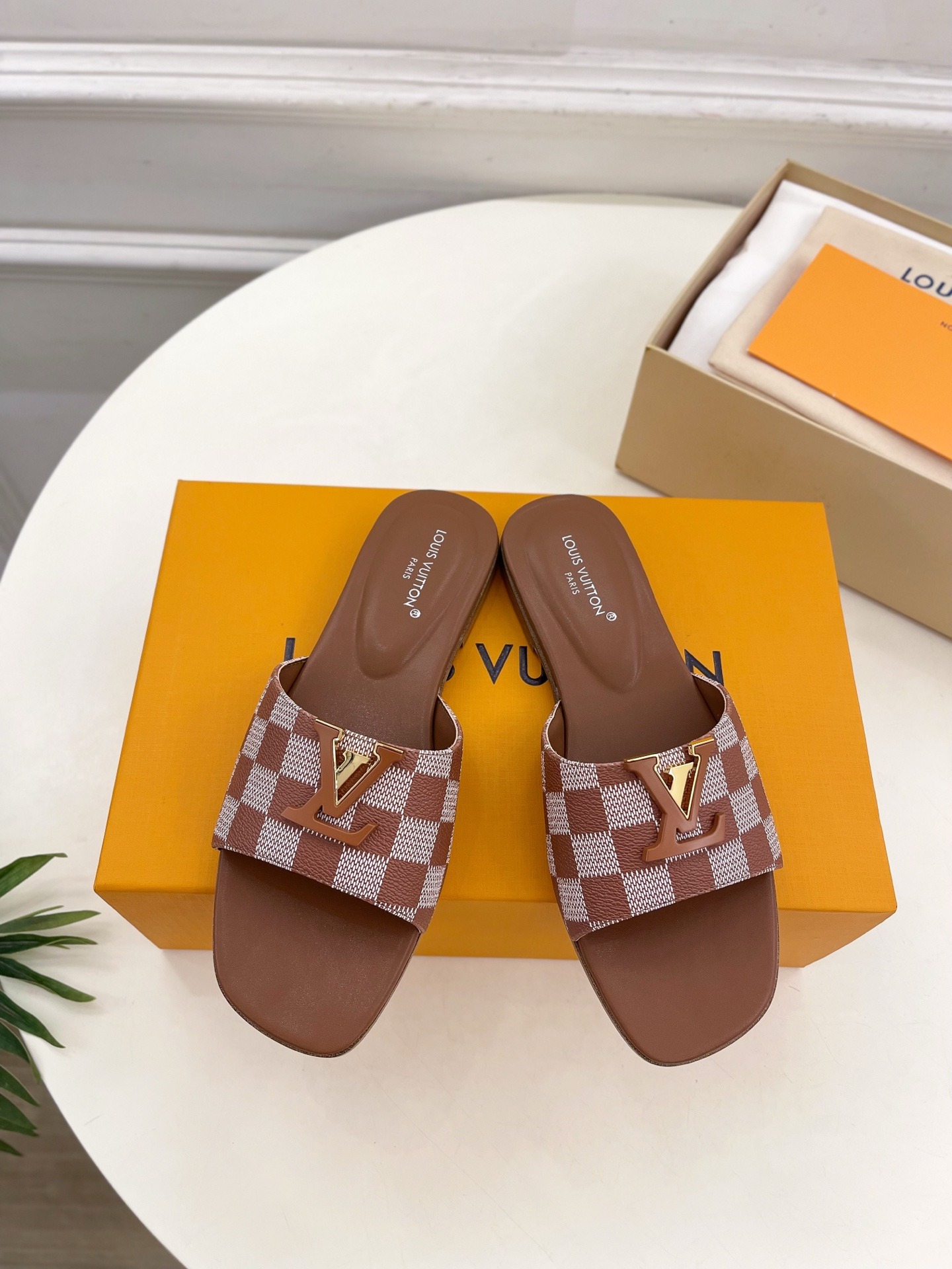 루이비통 25 클래식 체크 플랫 슬리퍼