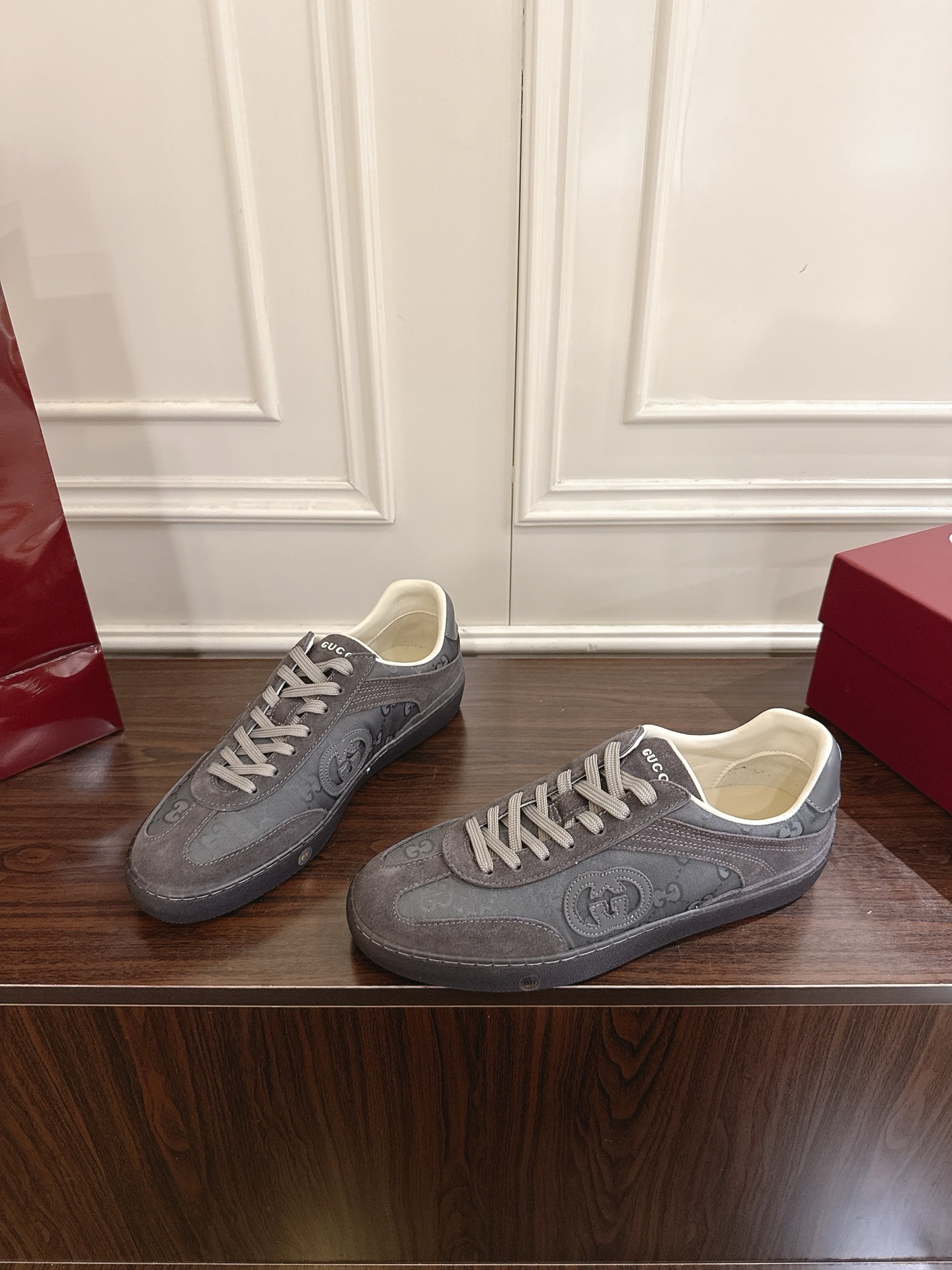 구찌 신상 더블G 스니커즈