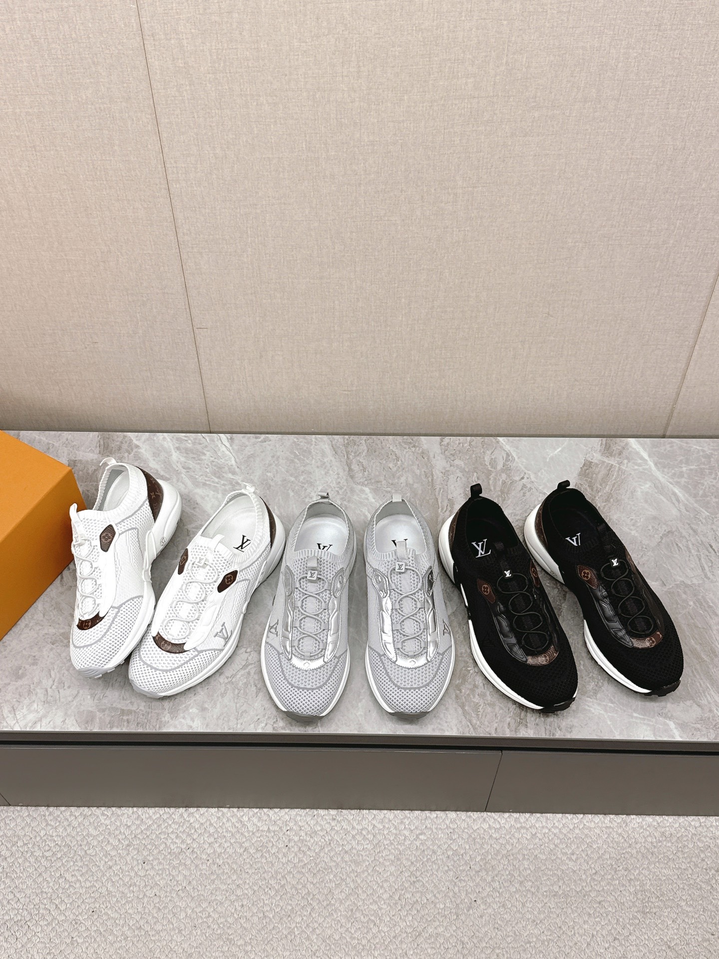 루이비통 올림피아 커플 운동화