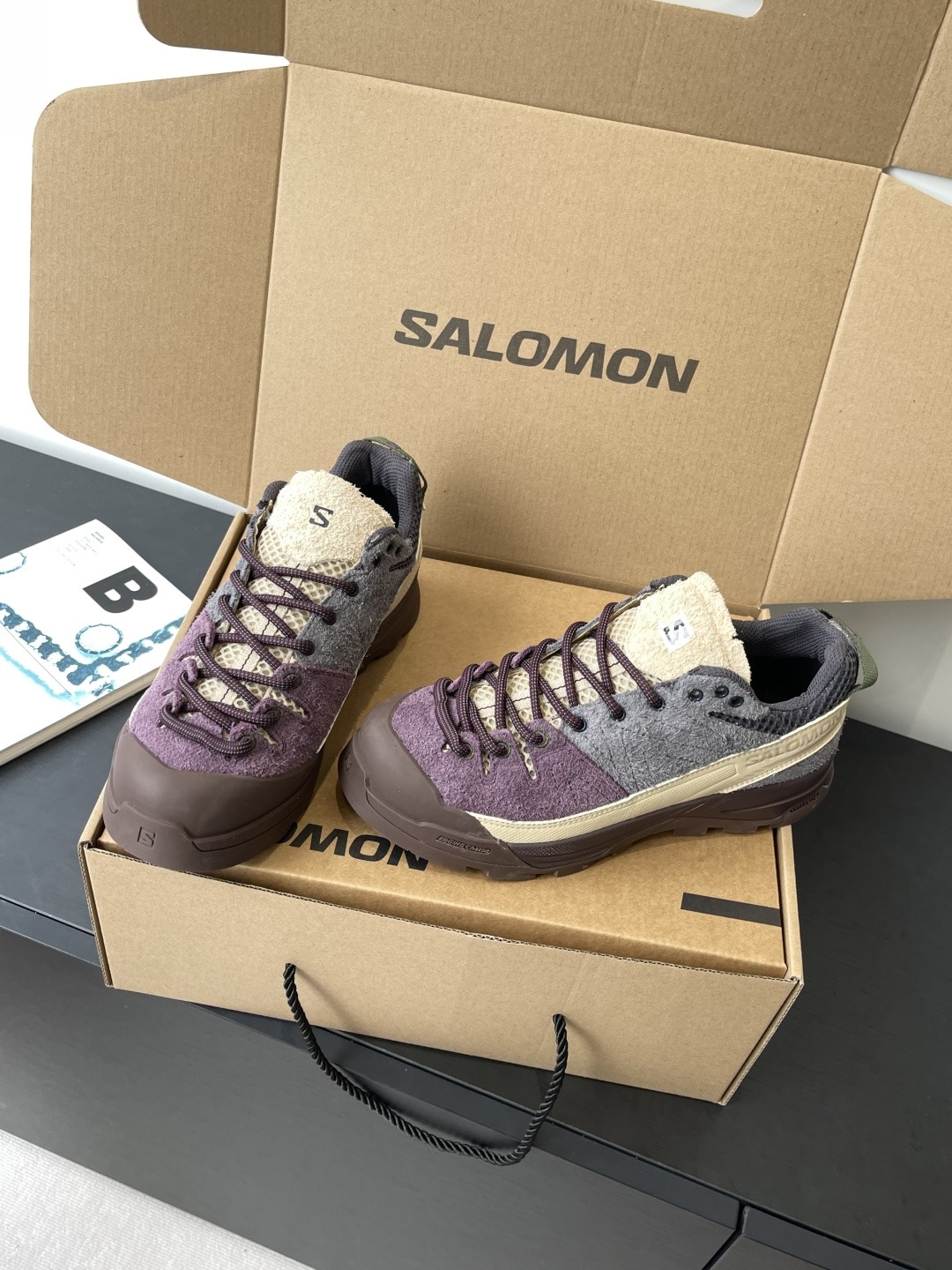 살몬 25ss 뉴에어로글라이드3 그레이블 운동화