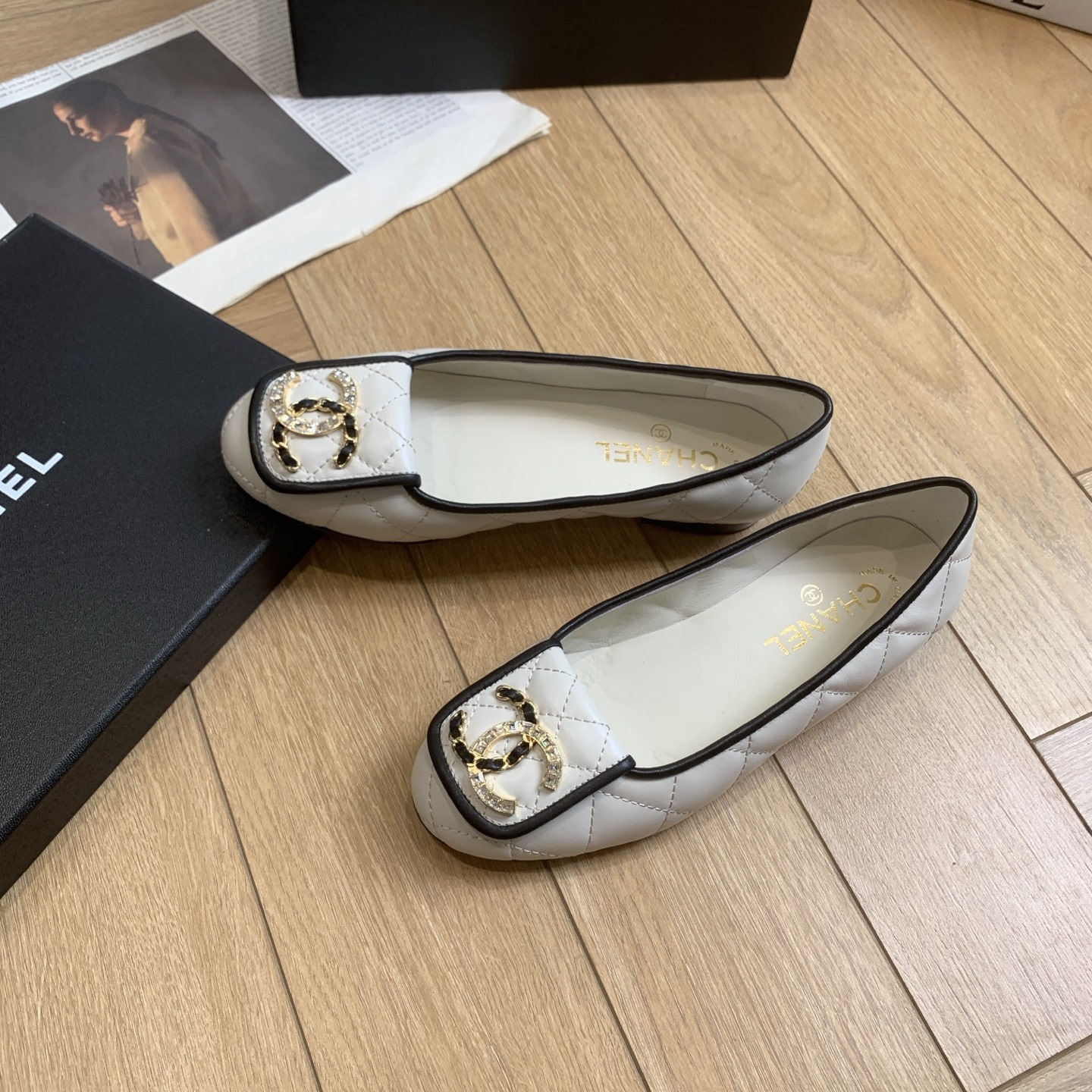 샤넬 클래식 더블C 발레슈즈