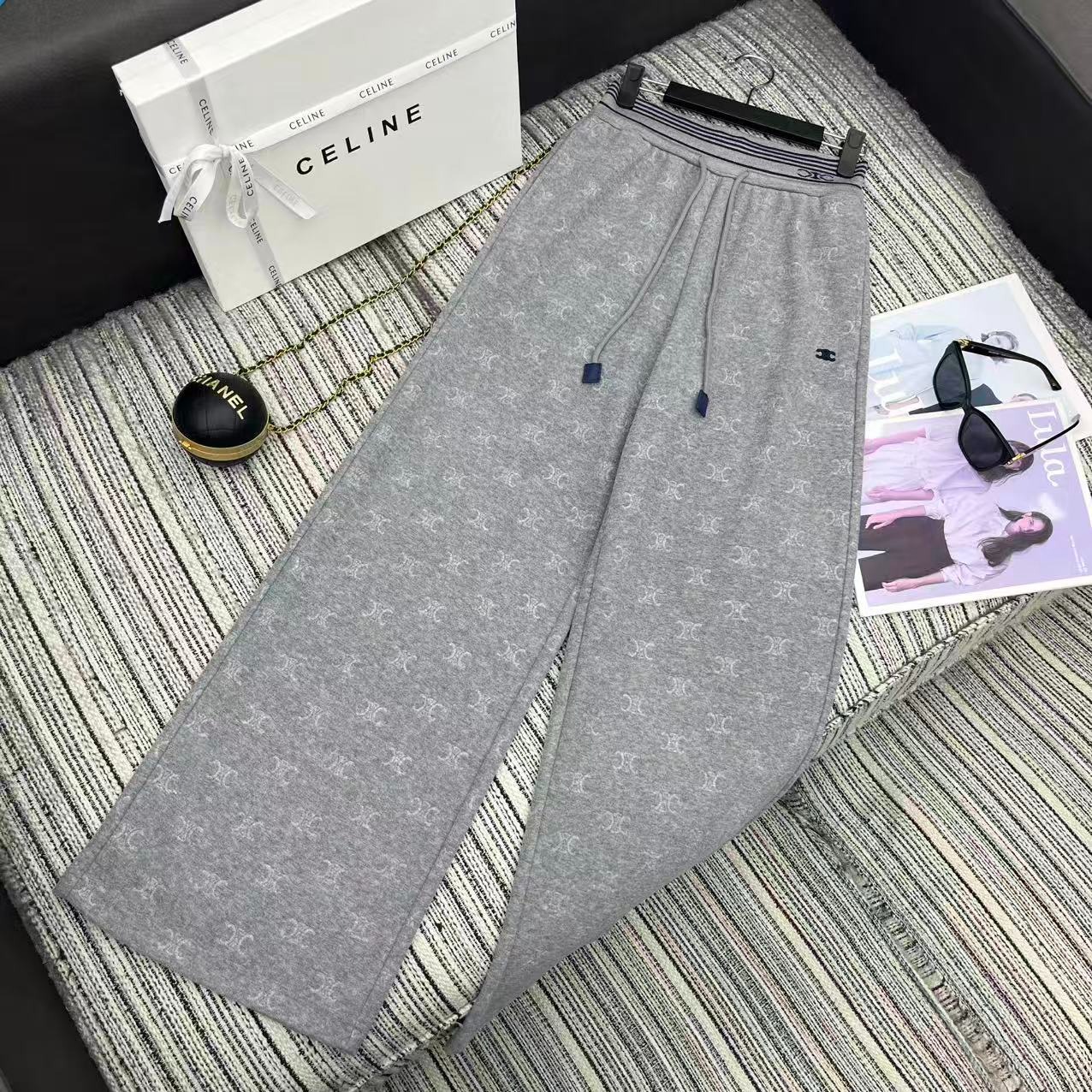 셀린느 25년 신상 밴딩 캐주얼 팬츠