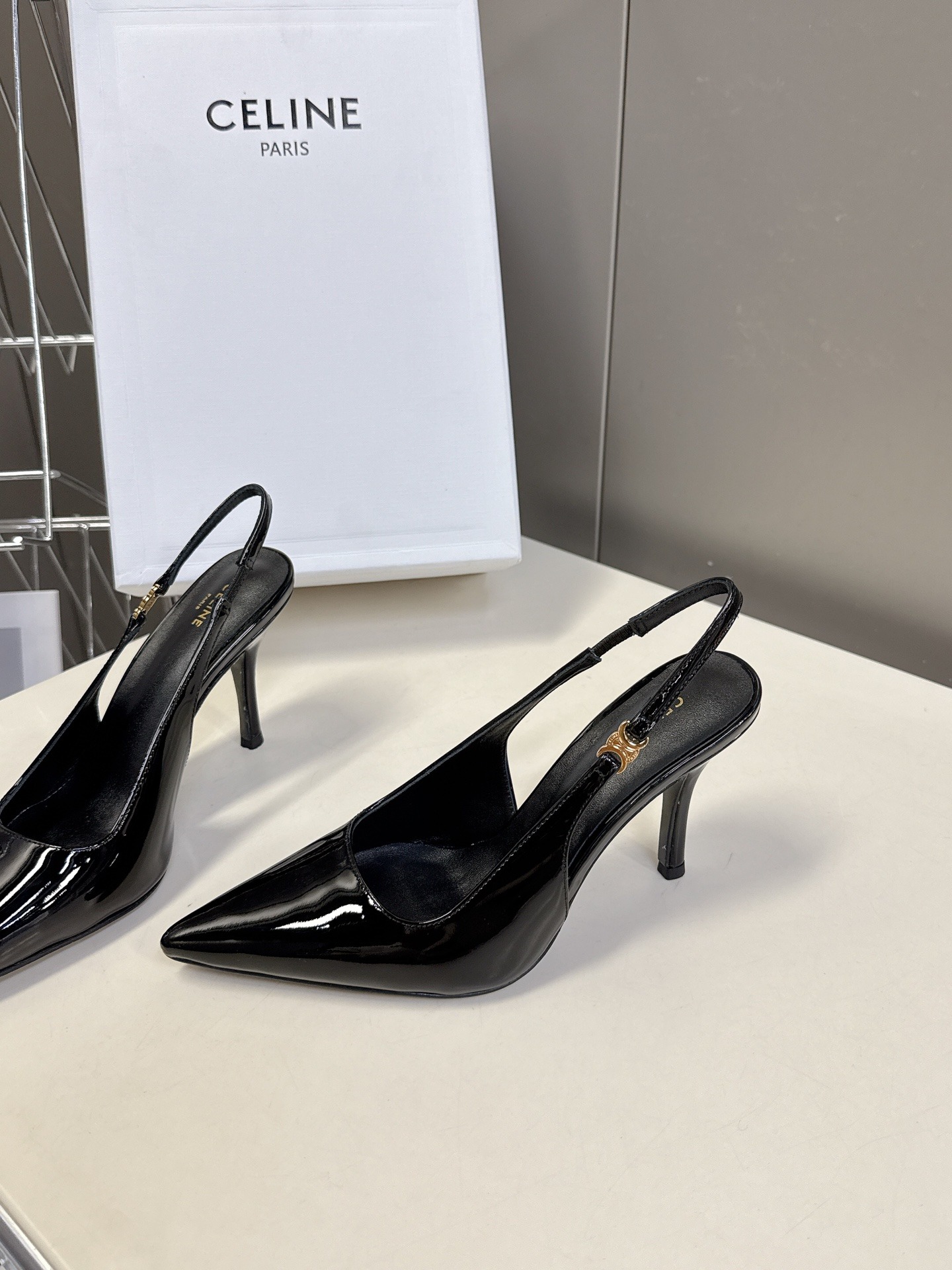 셀린느 여성스러운 오픈토 힐