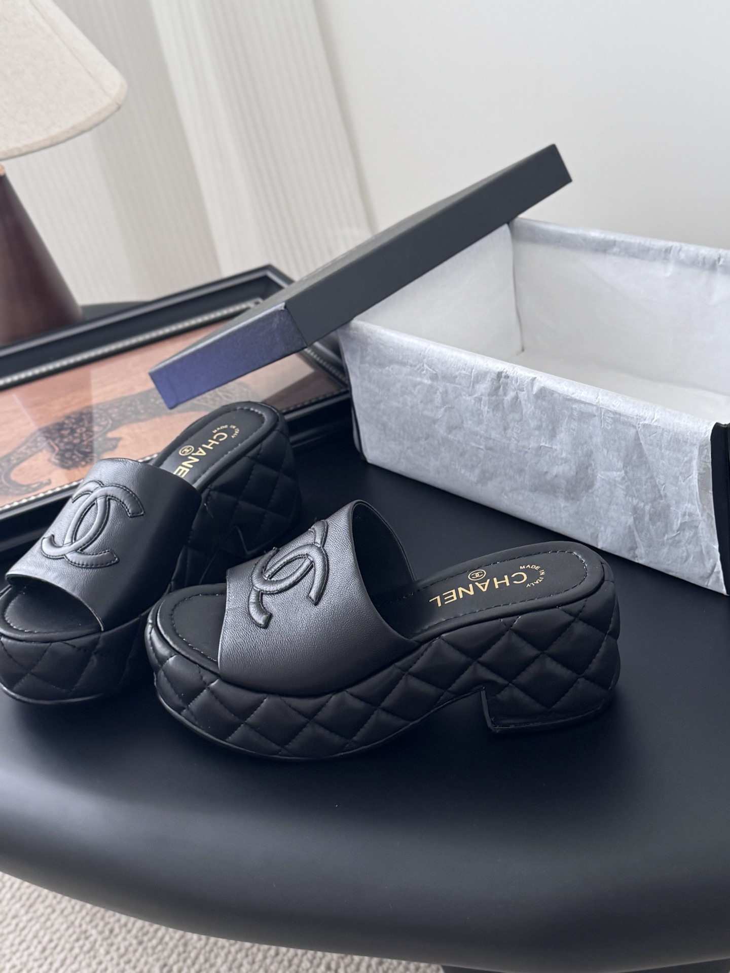 샤넬 25c 신상 슬리퍼