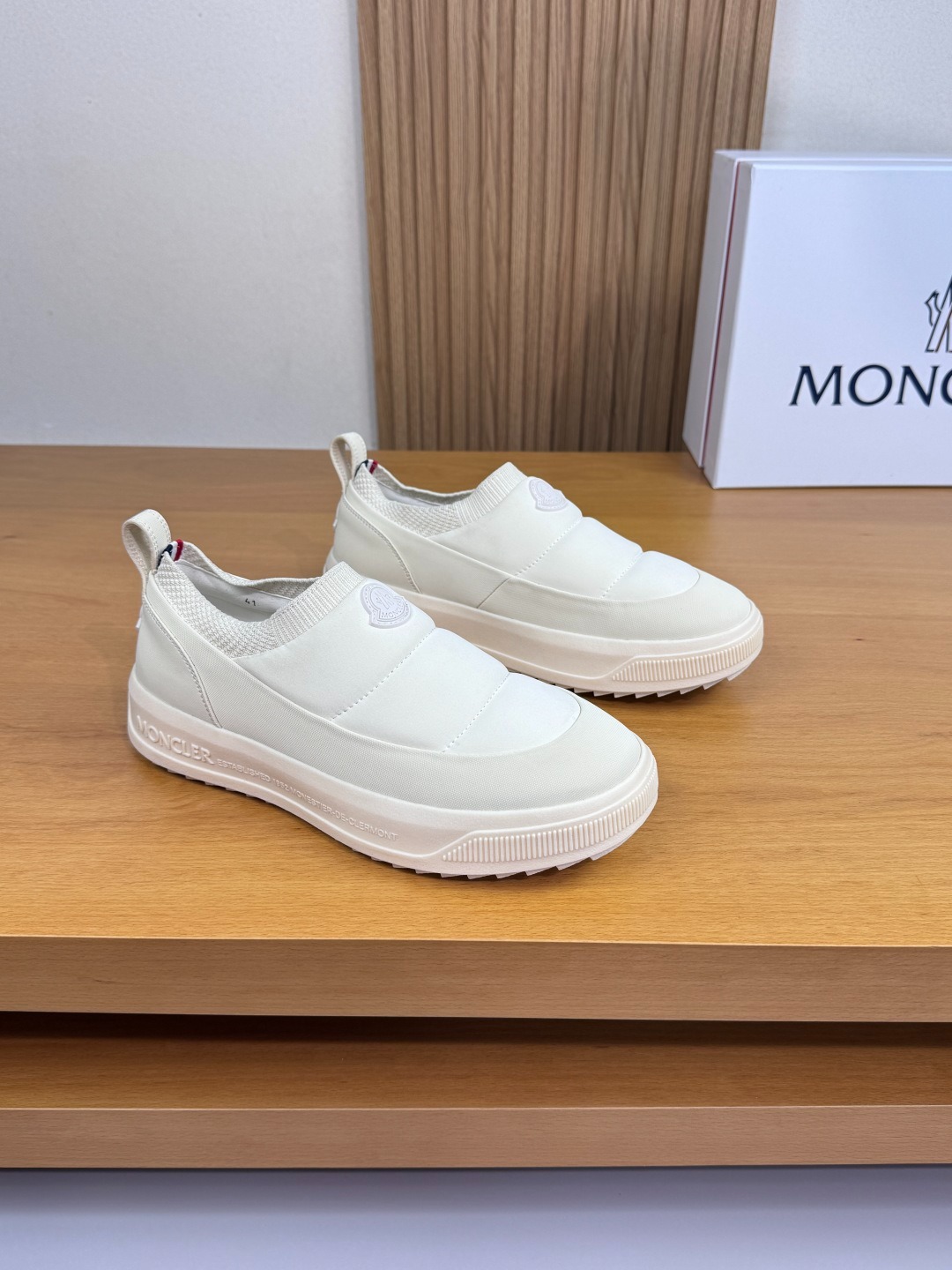 몽클레어 오리지널 스니커즈