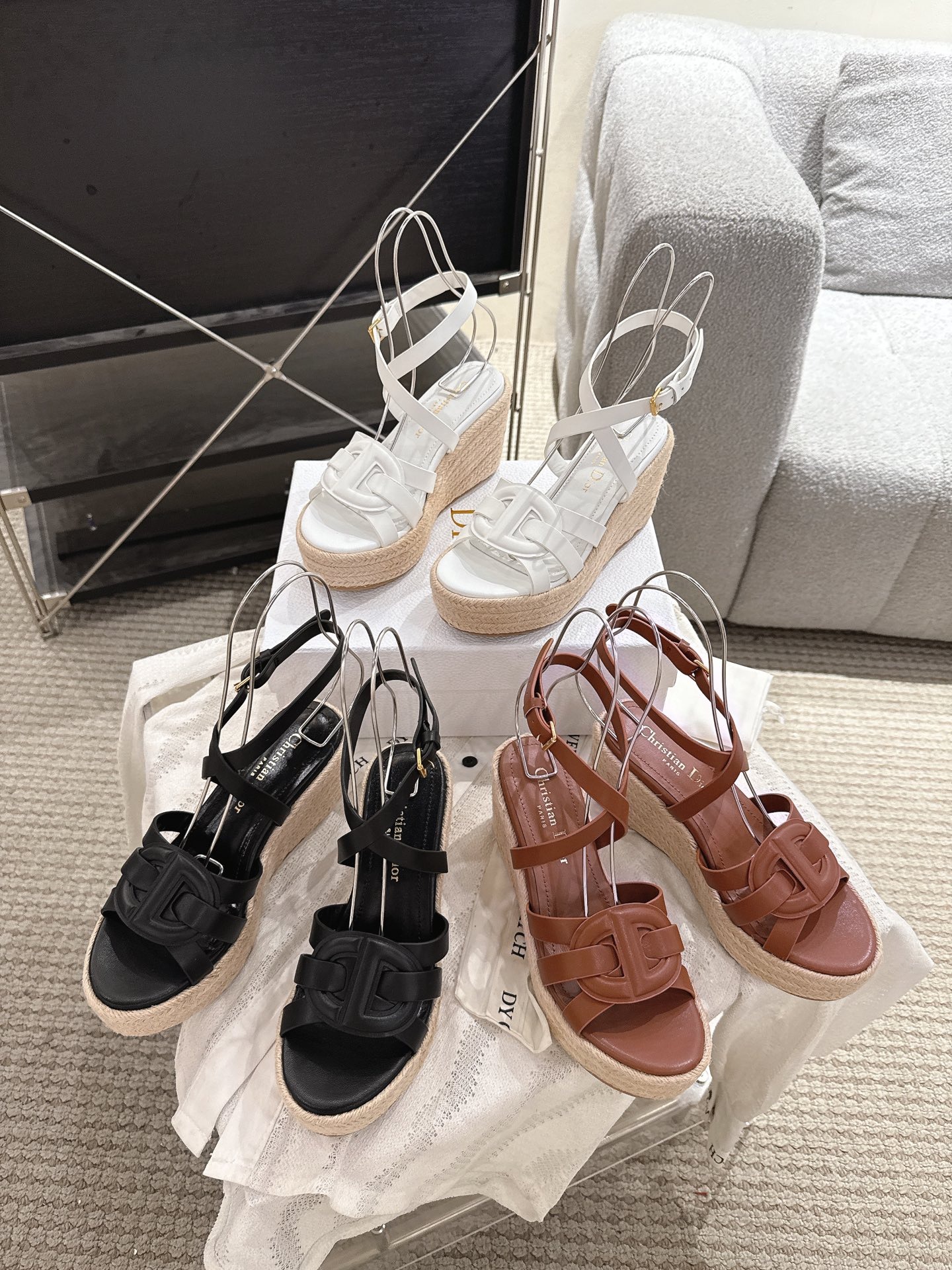 디올 25ss 봄여름 신상 웨지힐 샌들