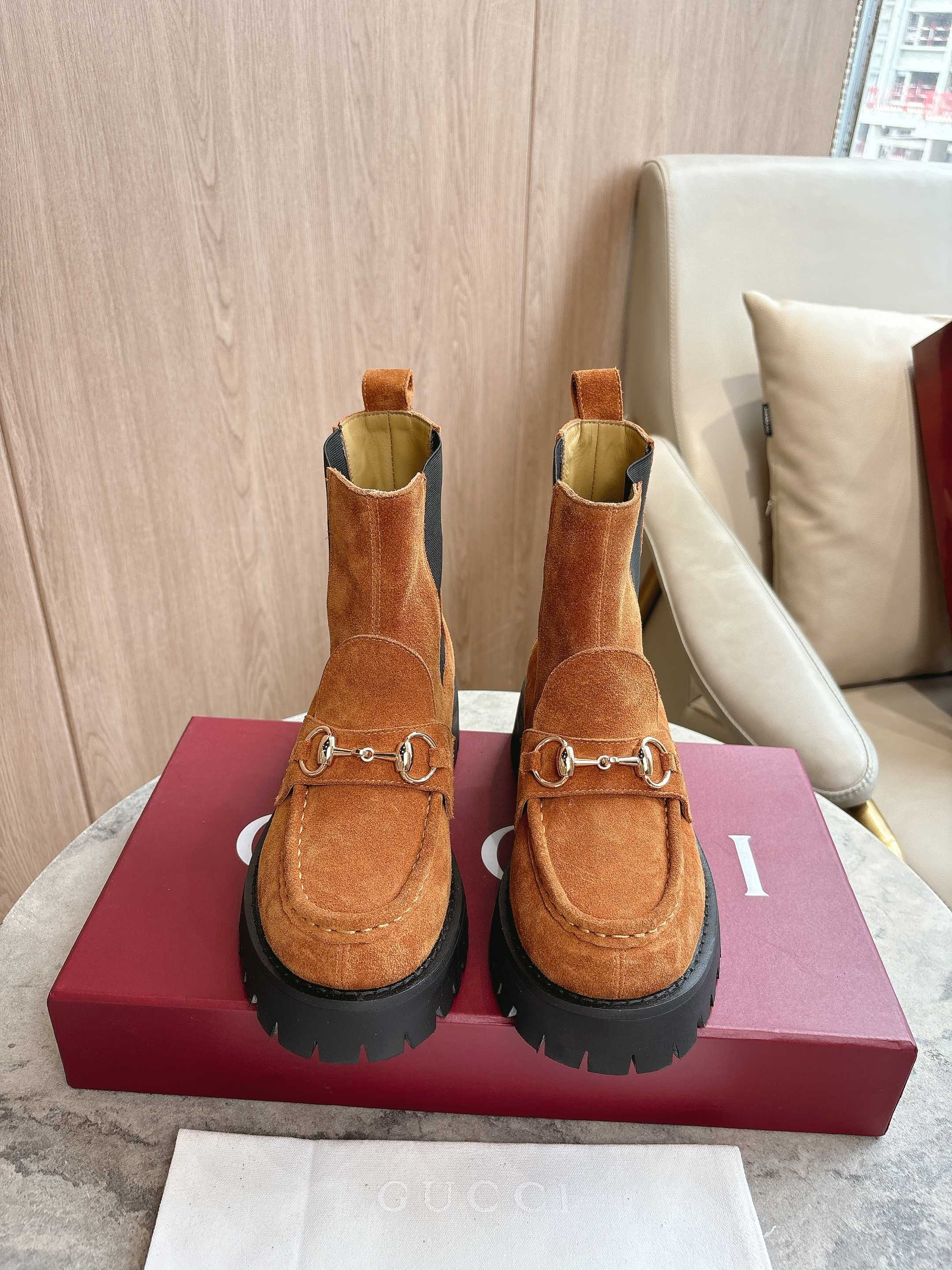 구찌 25 신상 밴딩 첼시 부츠