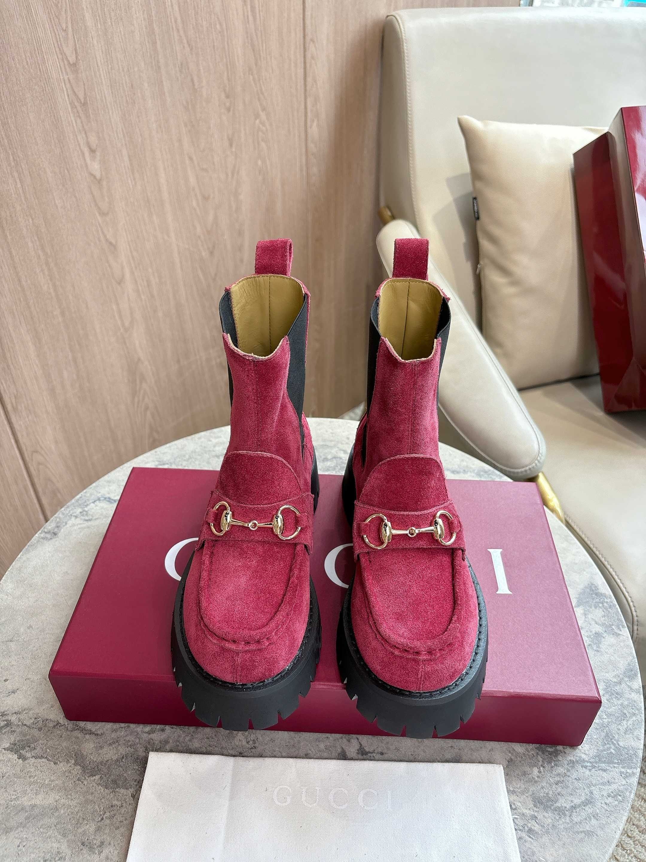 구찌 25 신상 밴딩 첼시 부츠