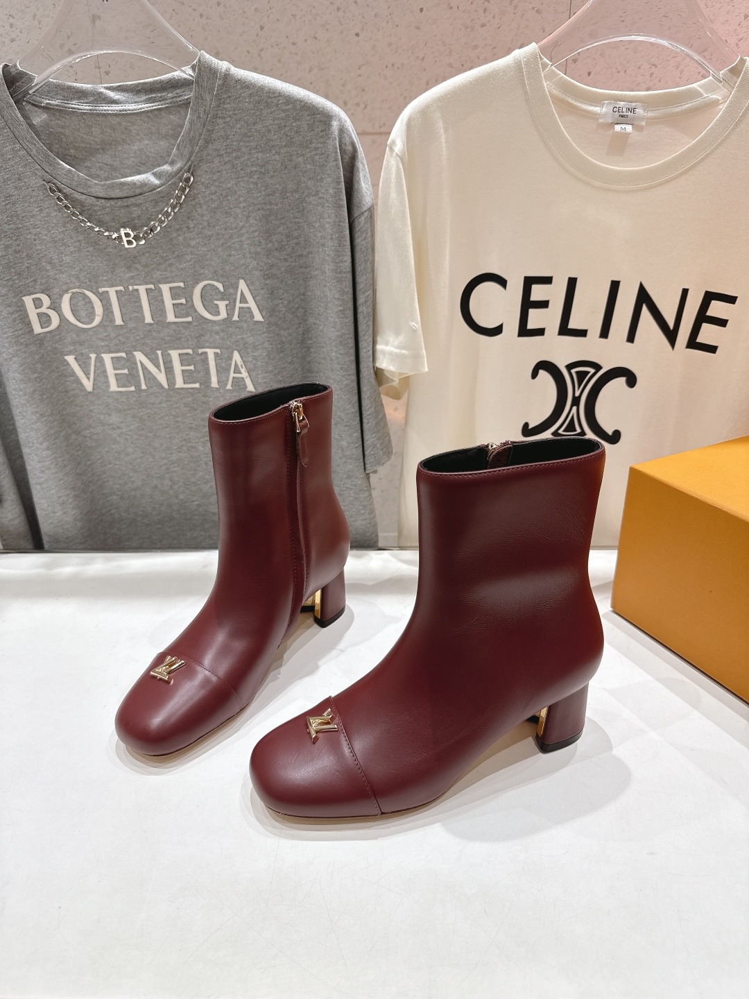 루이비통 25ss 신상 앵클부츠