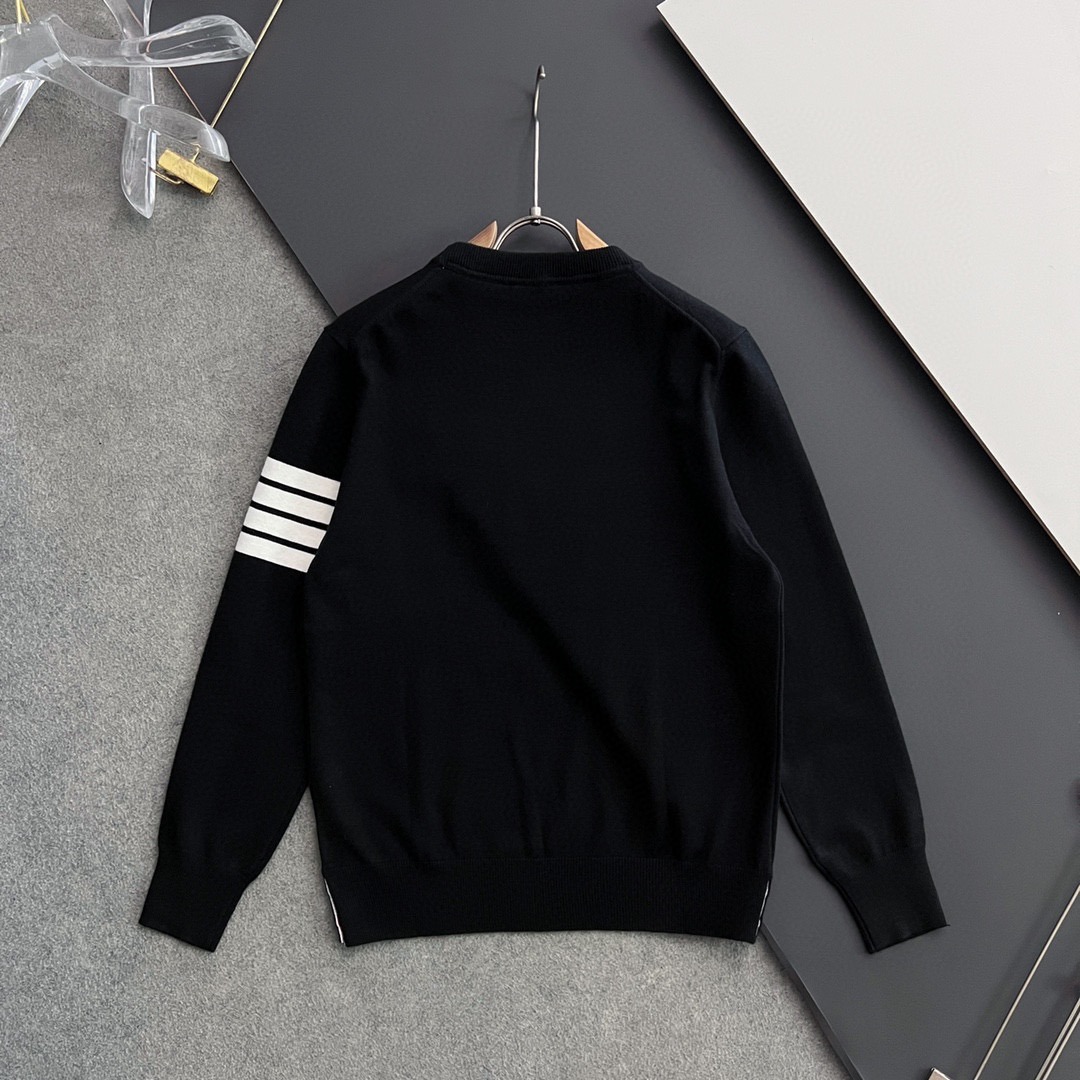 톰*라운 2024 가을 겨울 신상 스웨터