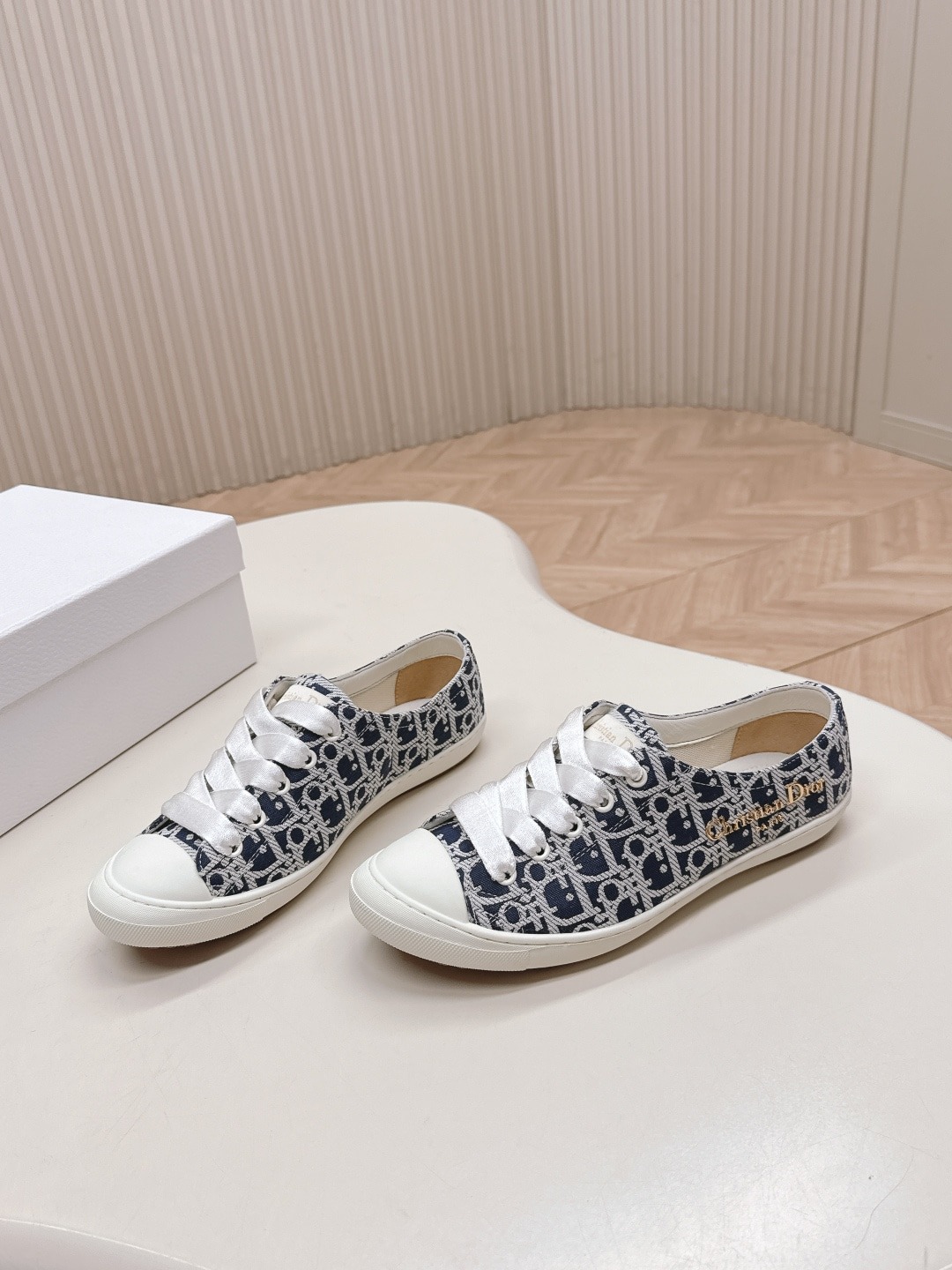 디올 25 가을 오블리크 스니커즈