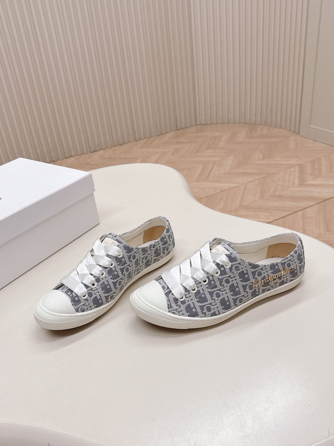 디올 25 가을 오블리크 스니커즈