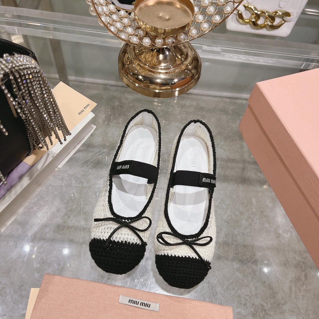 미우미우 신상 프렌치 발레 댄스화