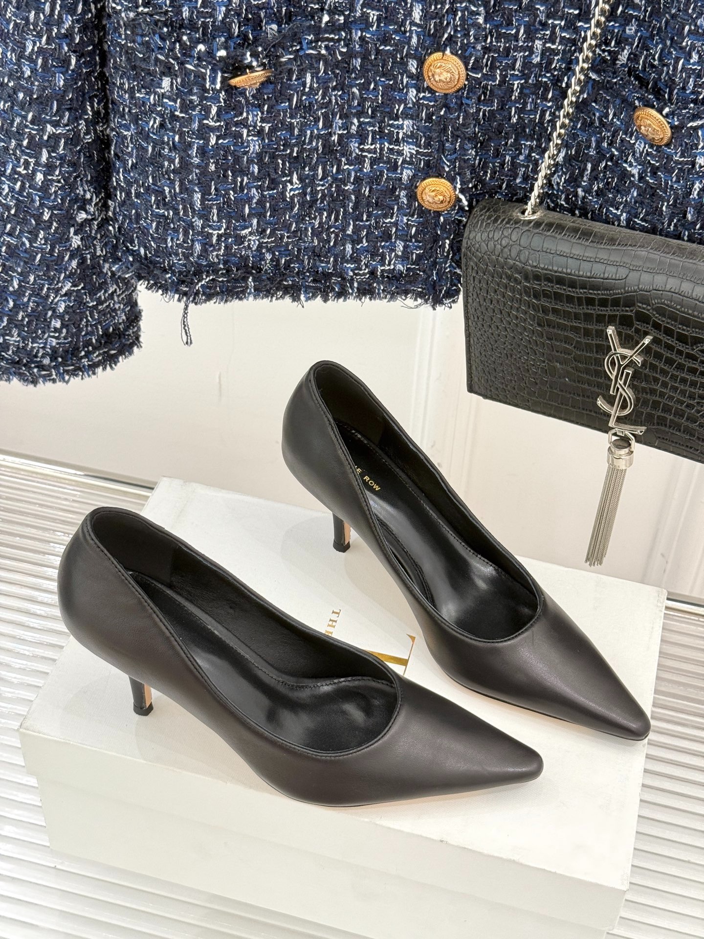 더로우 25WF 신상 스틸레토 단화 힐