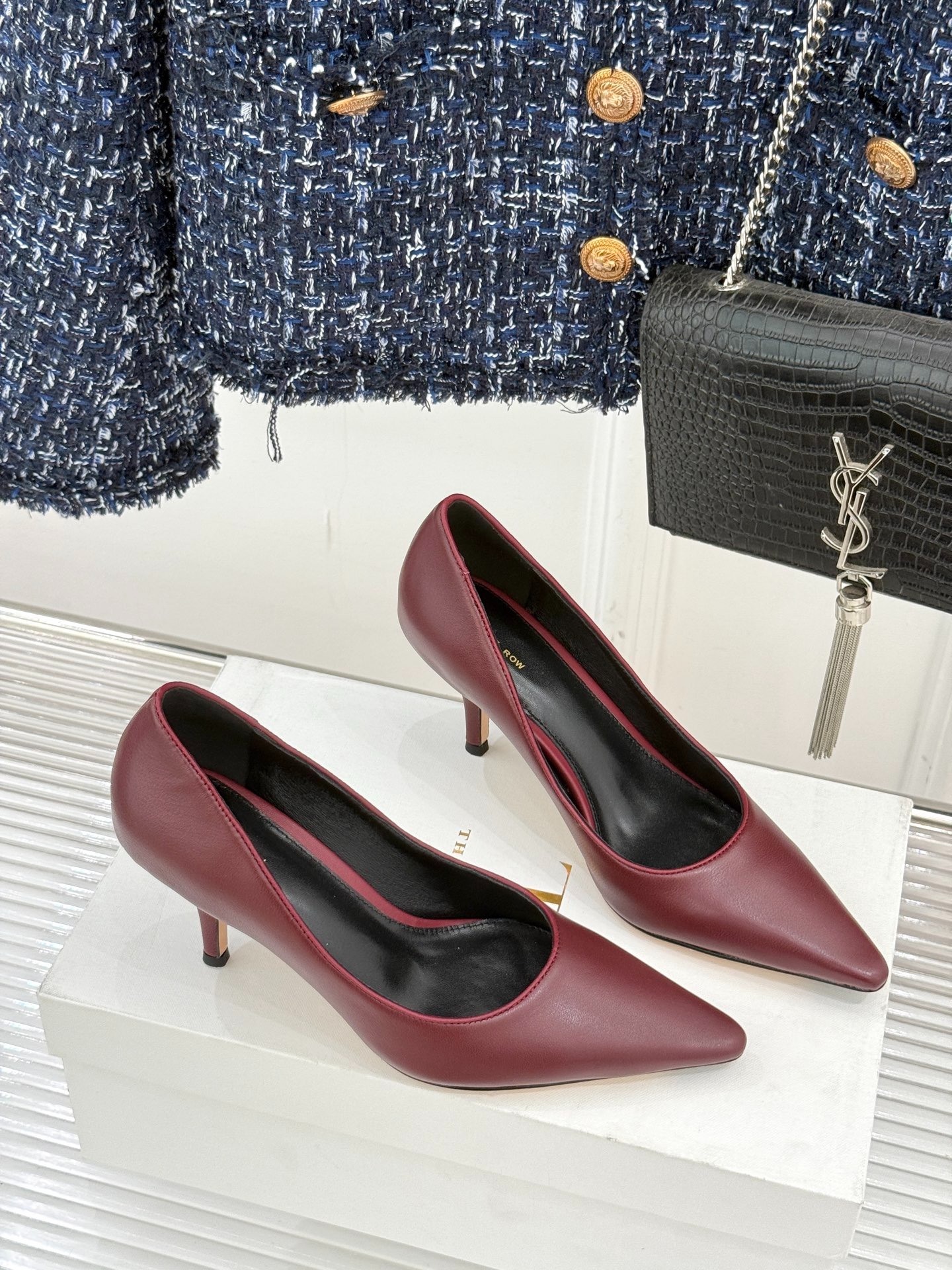 더로우 25WF 신상 스틸레토 단화 힐