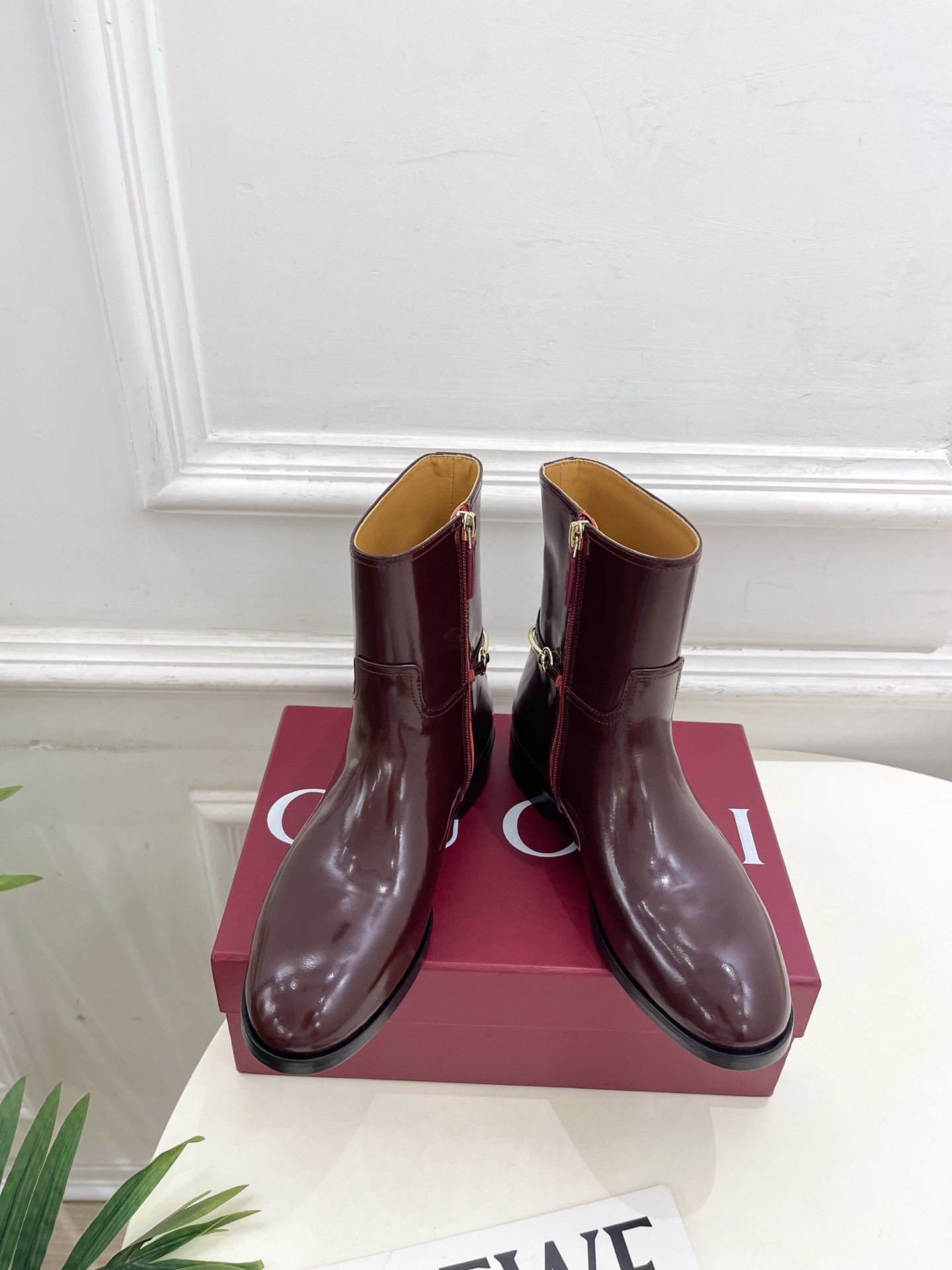 구찌 25? 신상 클래식 링클 단화