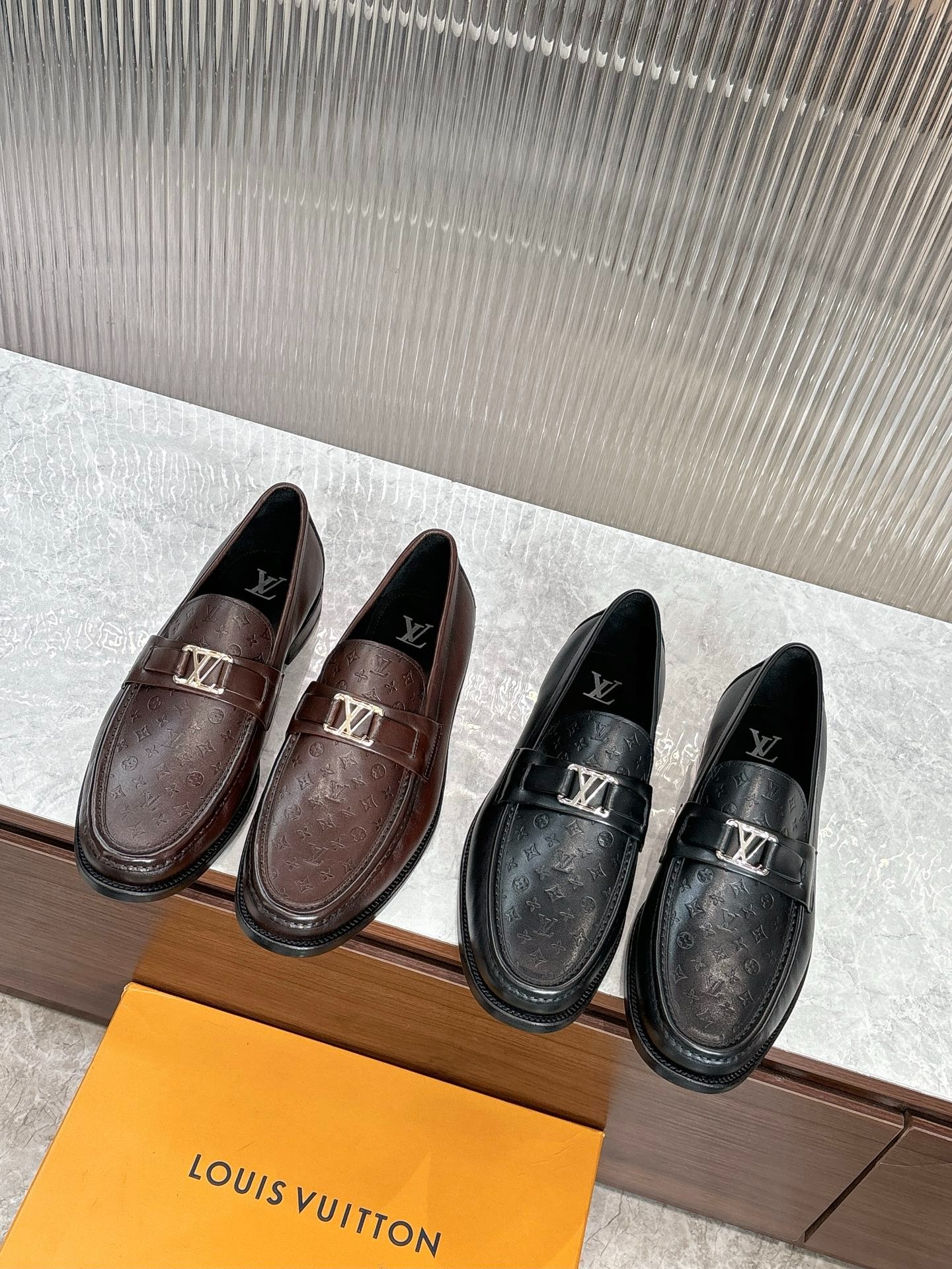 루이비통 오리지널 하이 퀄리티 클래식 로퍼