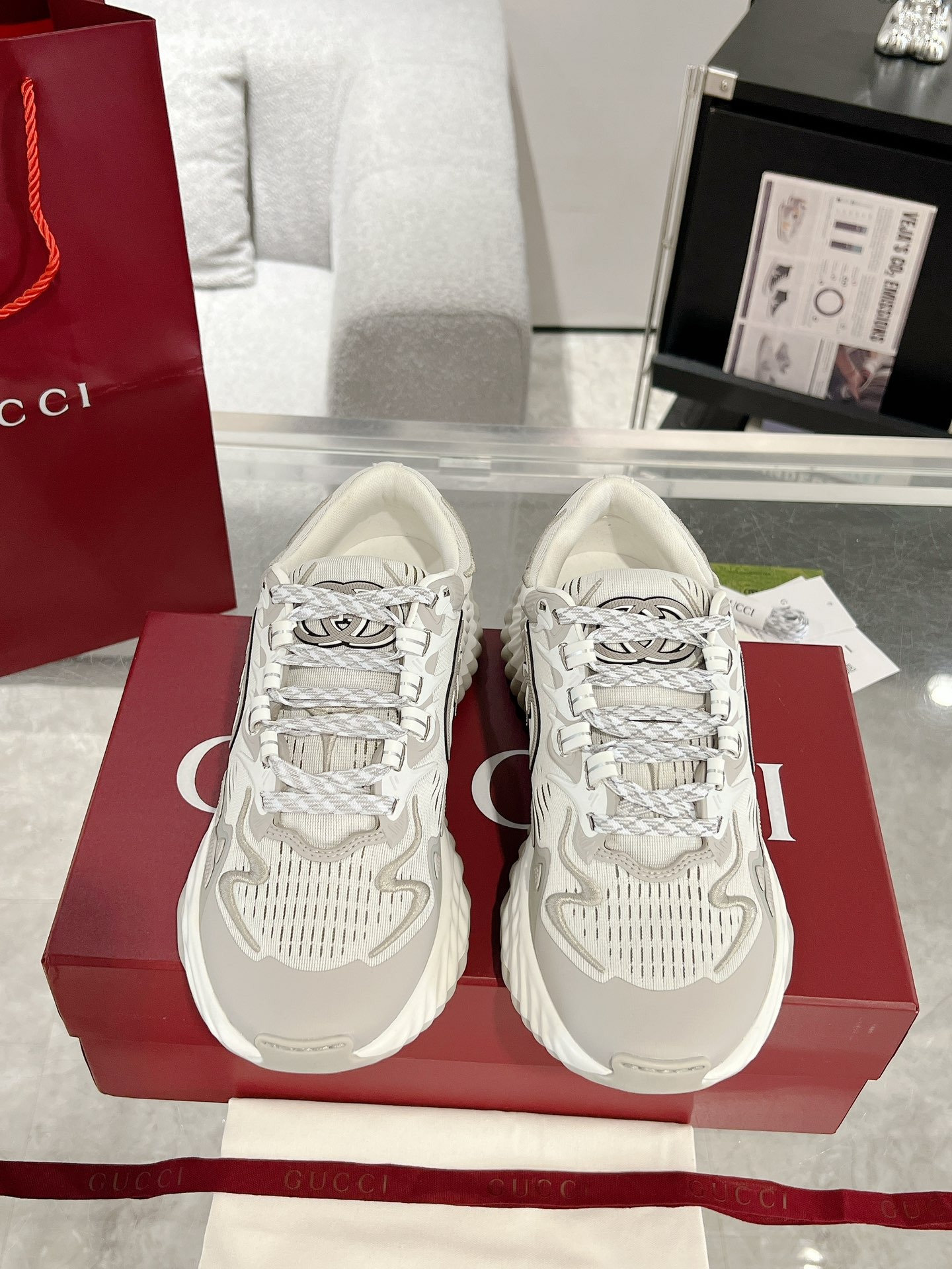 구찌 리플 커플 스니커즈