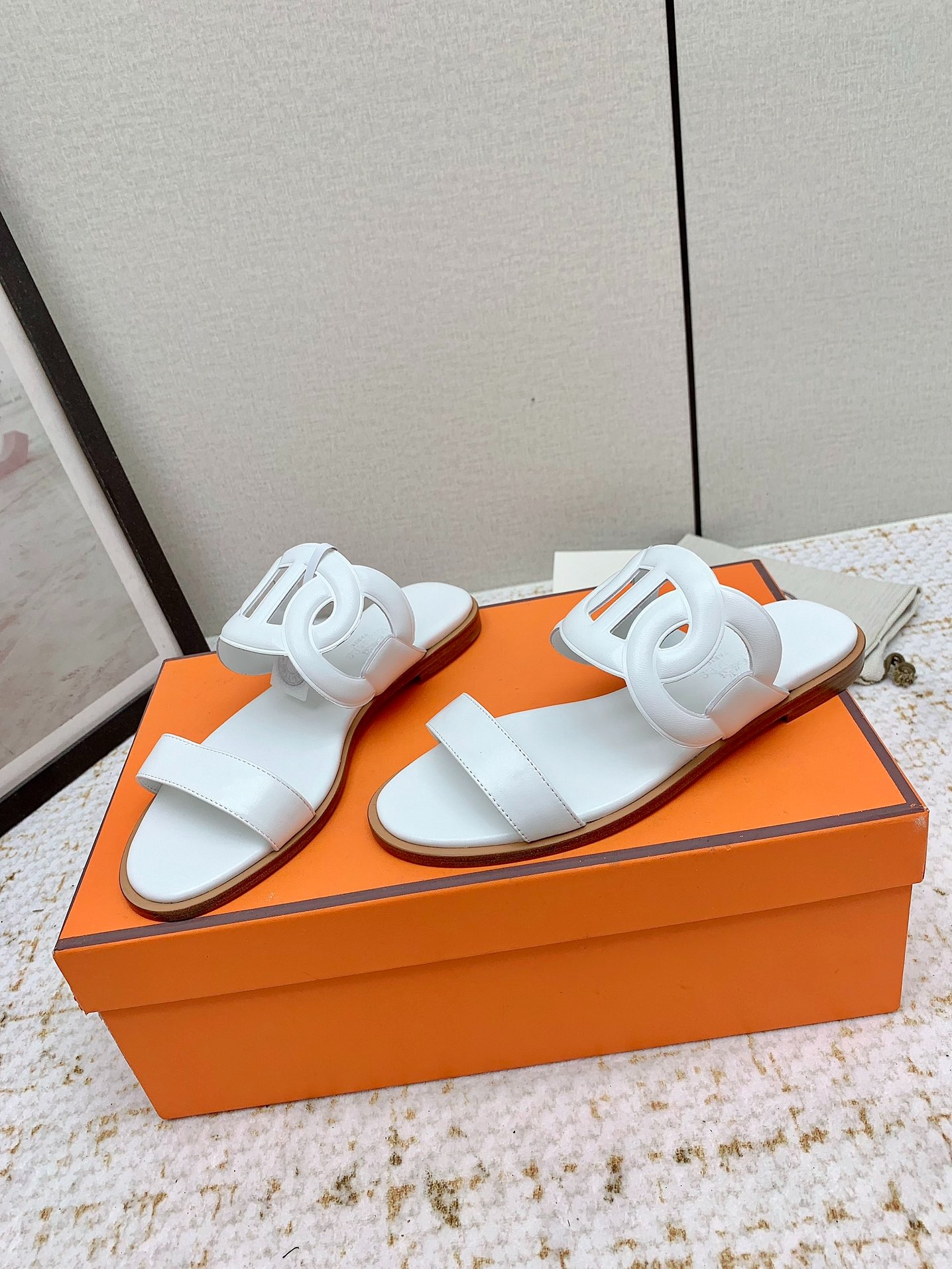 에르메스 2025 여름 신상 슬리퍼