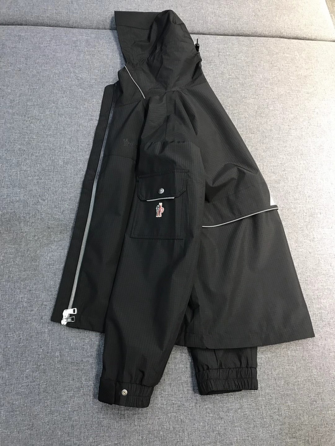 몽클레어 25 신상 아웃도어 캐주얼 경량 후드 점퍼