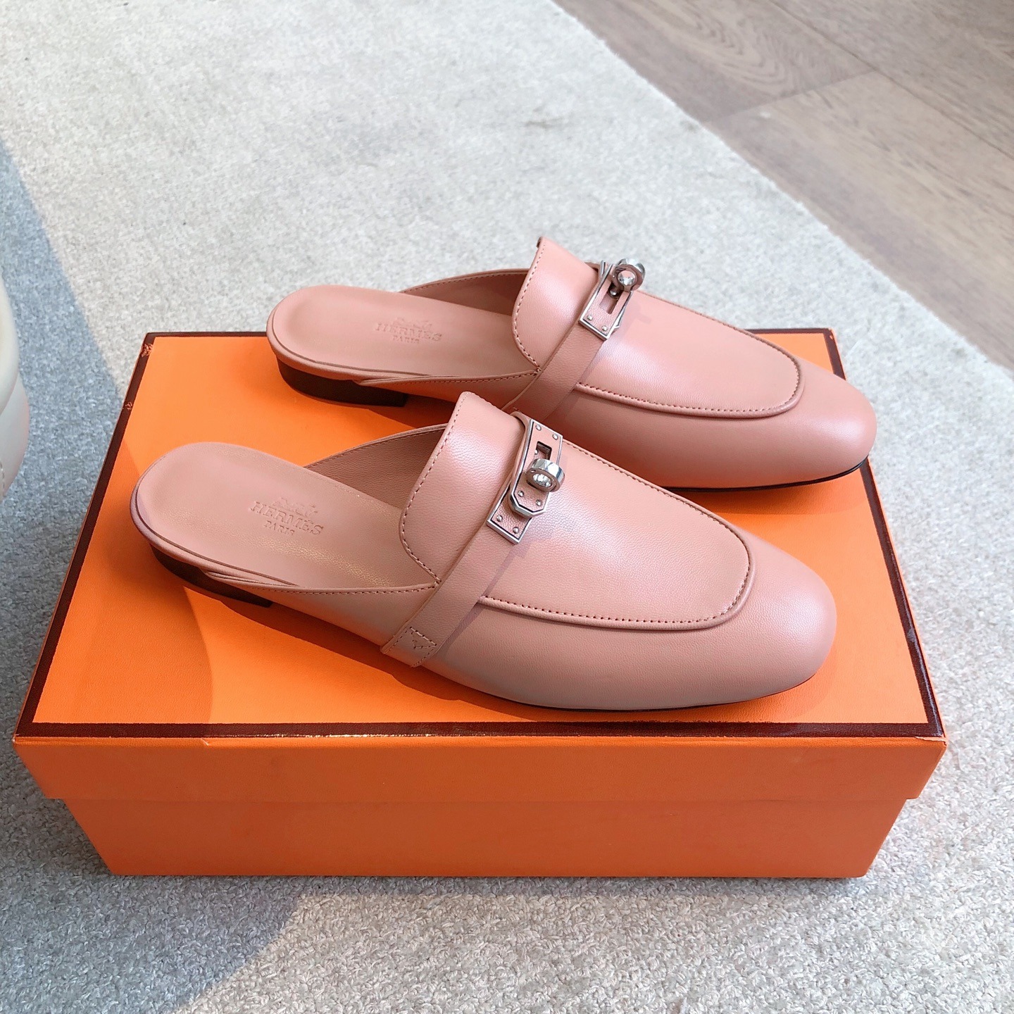 에르메스 켈리 버클 오즈 뮬