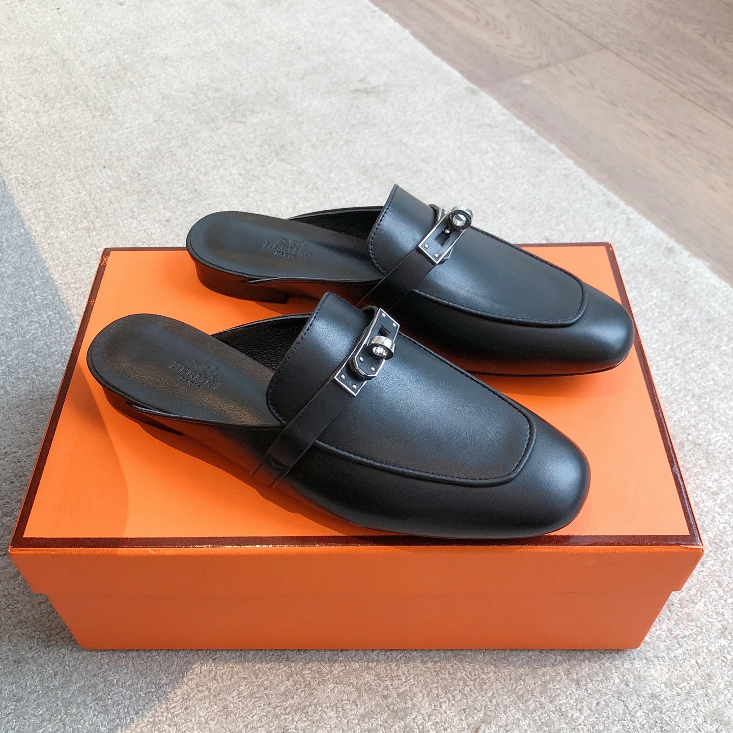 에르메스 켈리 버클 오즈 뮬