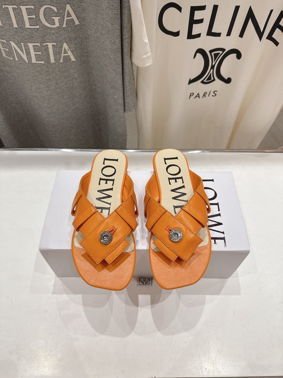 로에베 2025/ss 신상 플랫 조리