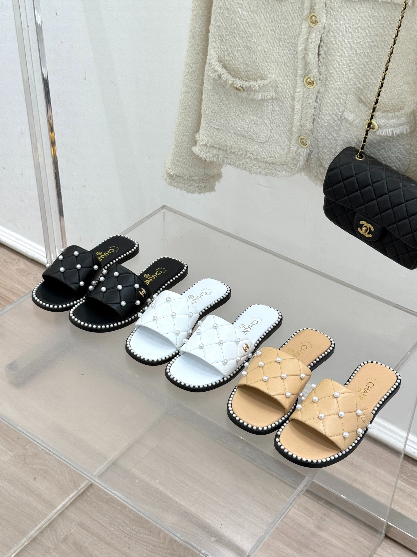 샤넬 25P 봄여름 신상 진주 플랫 슬리퍼