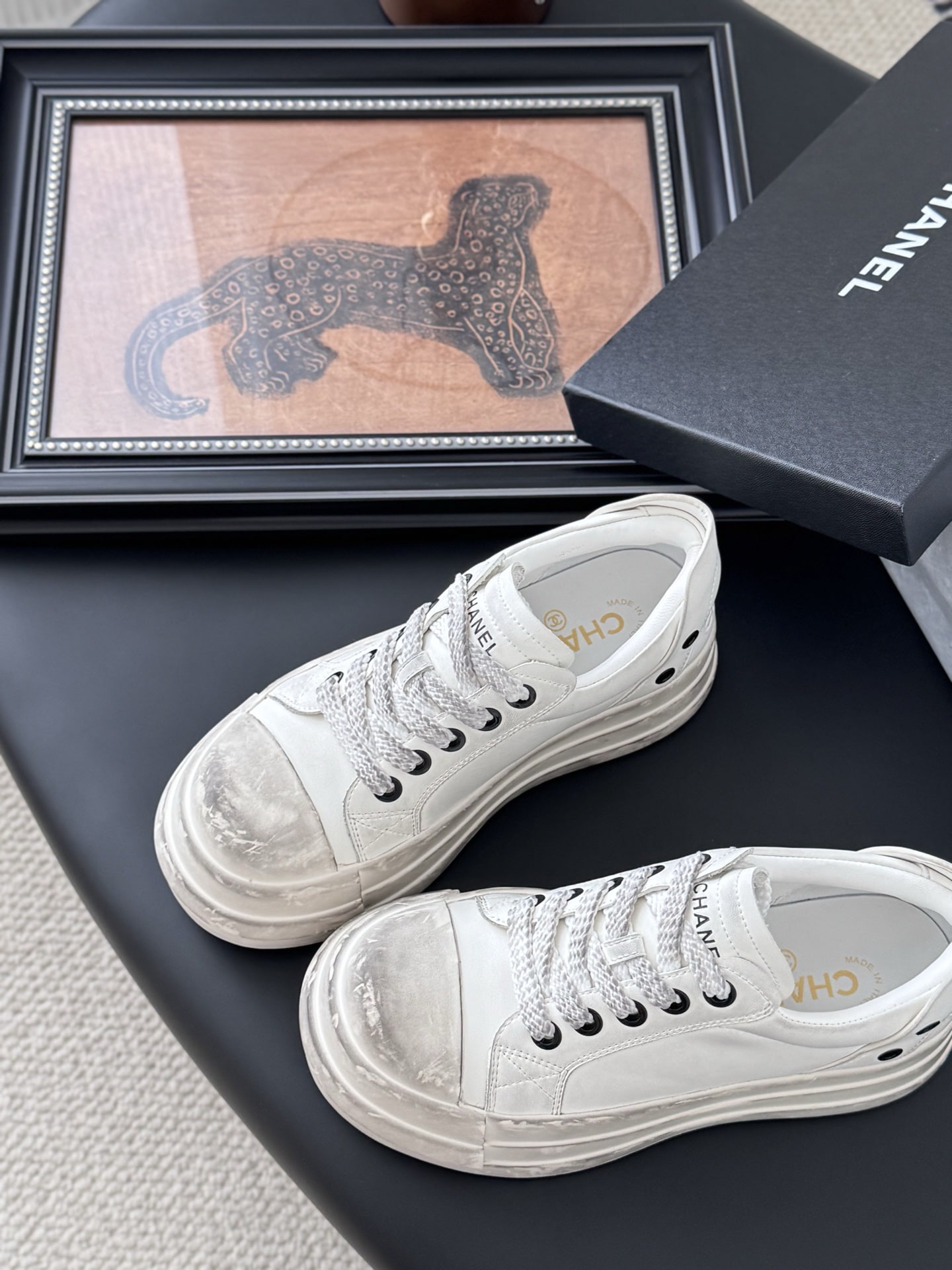 샤넬 25C 신상 구제 스니커즈