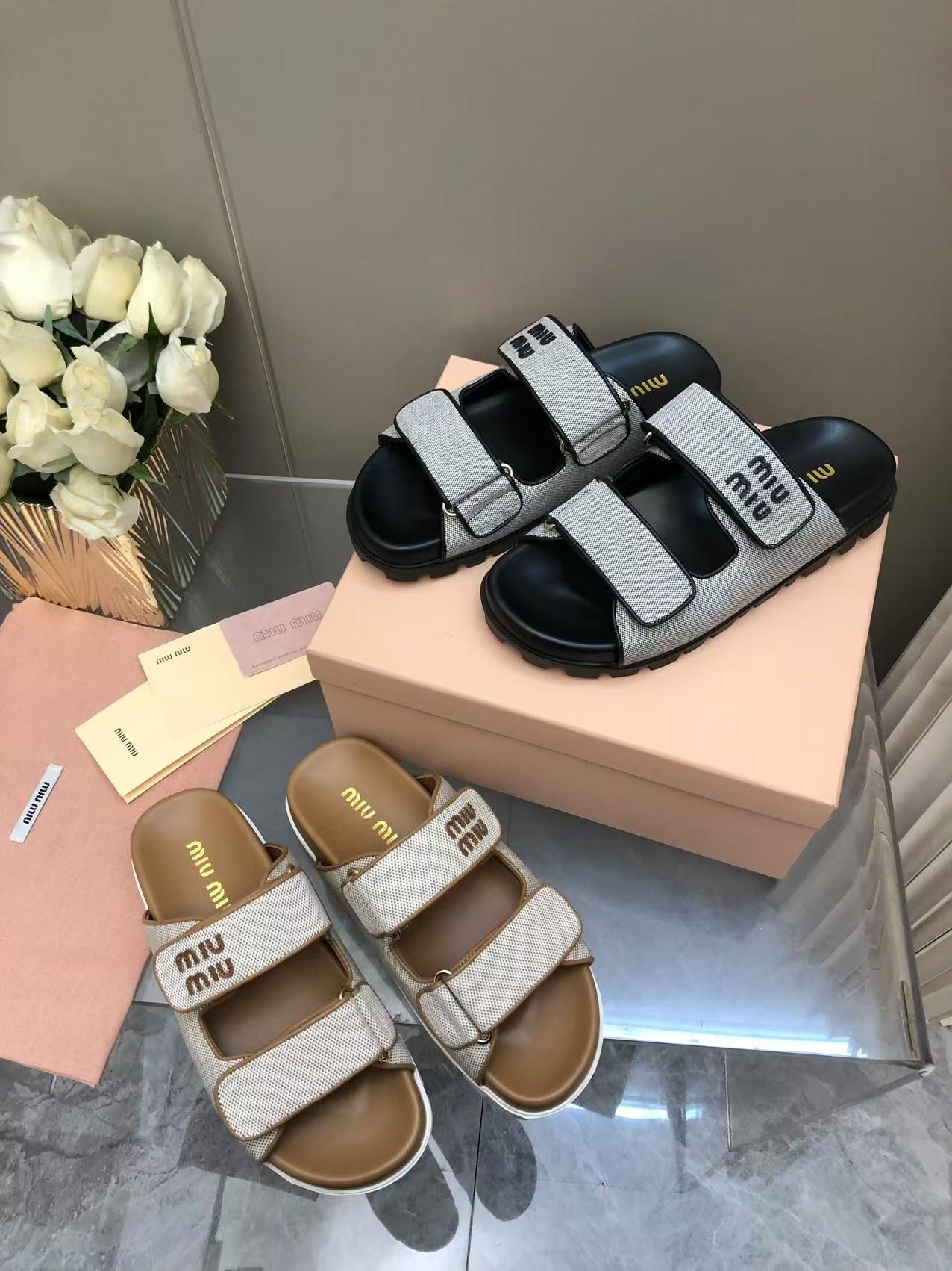 미우미우 25 신상 메쉬 슬리퍼