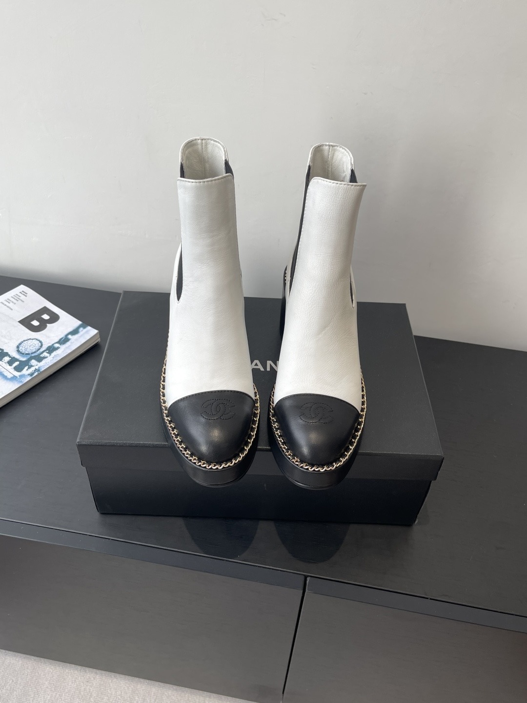 샤넬 25ss 올 가을 겨울 신상 부츠