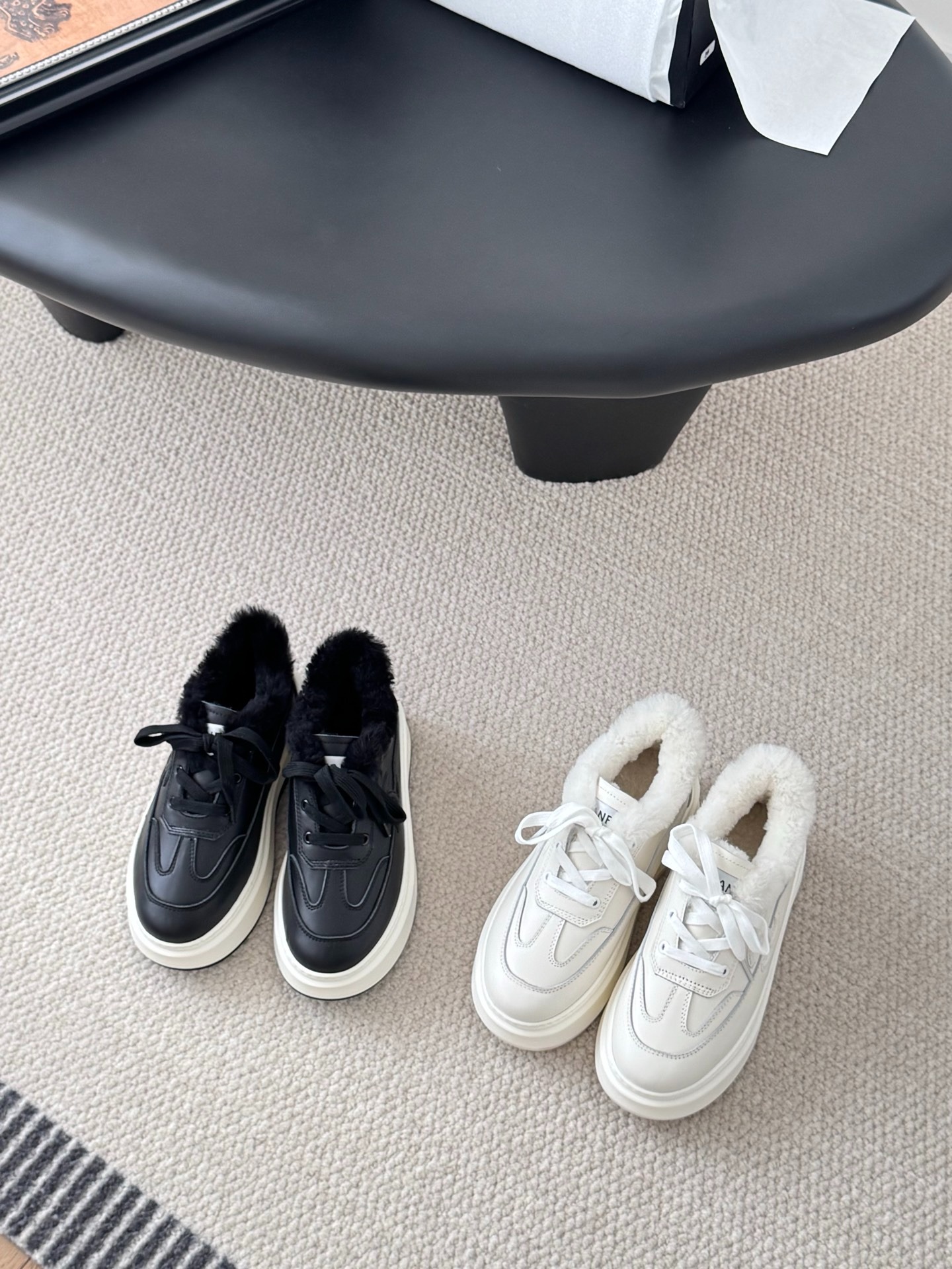 샤넬 양털 통굽 스니커즈