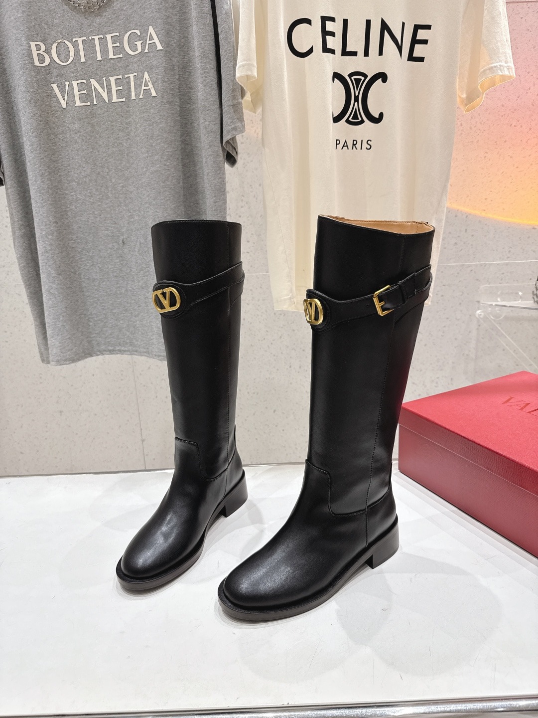 발렌티노 25ss 신상 롱부츠