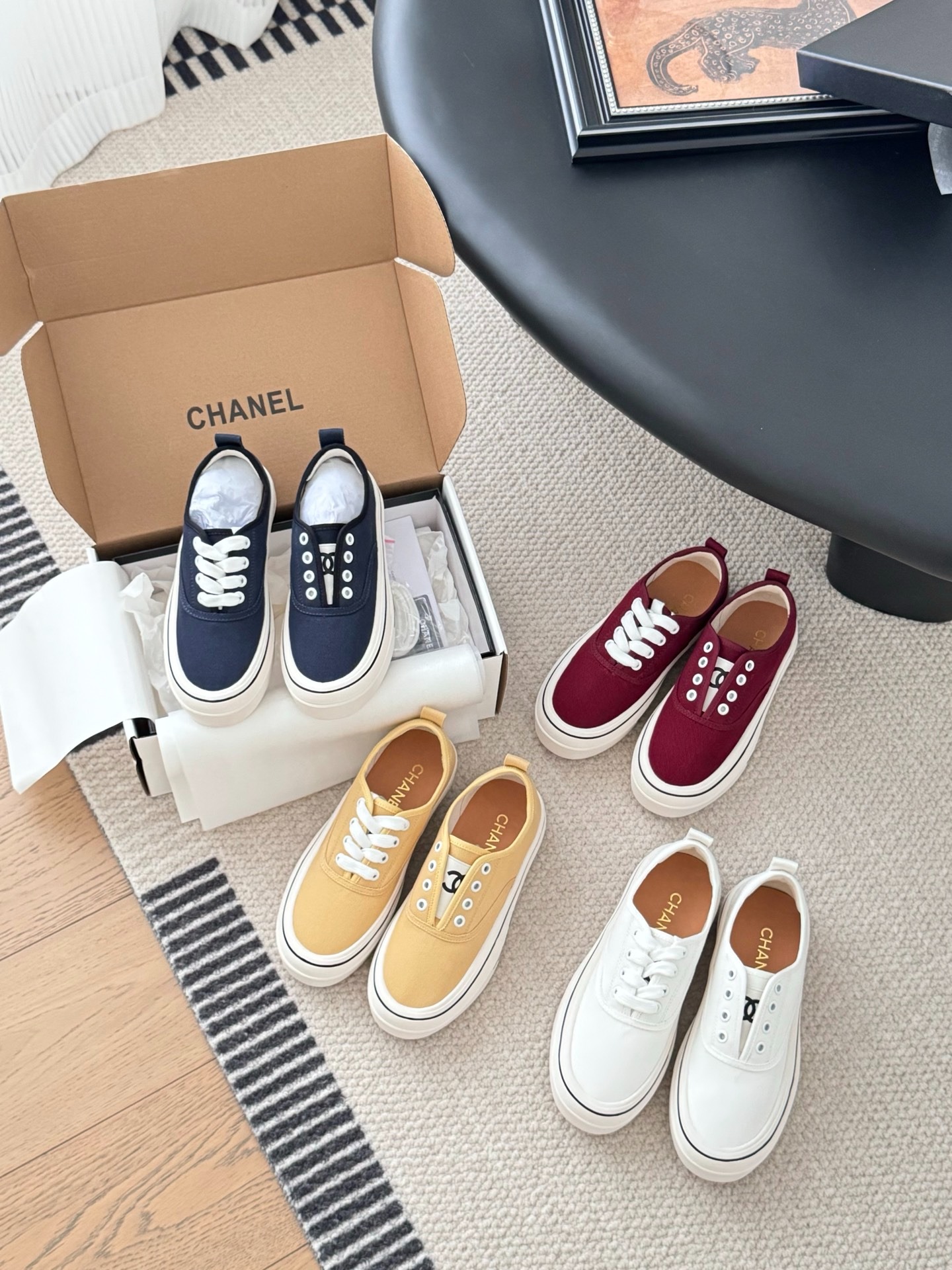 샤넬 25C 히든 스니커즈