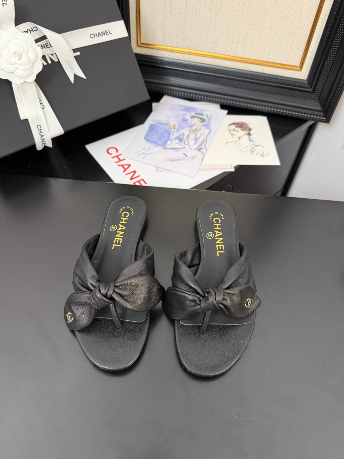 샤넬 25 신상 리본 슬리퍼