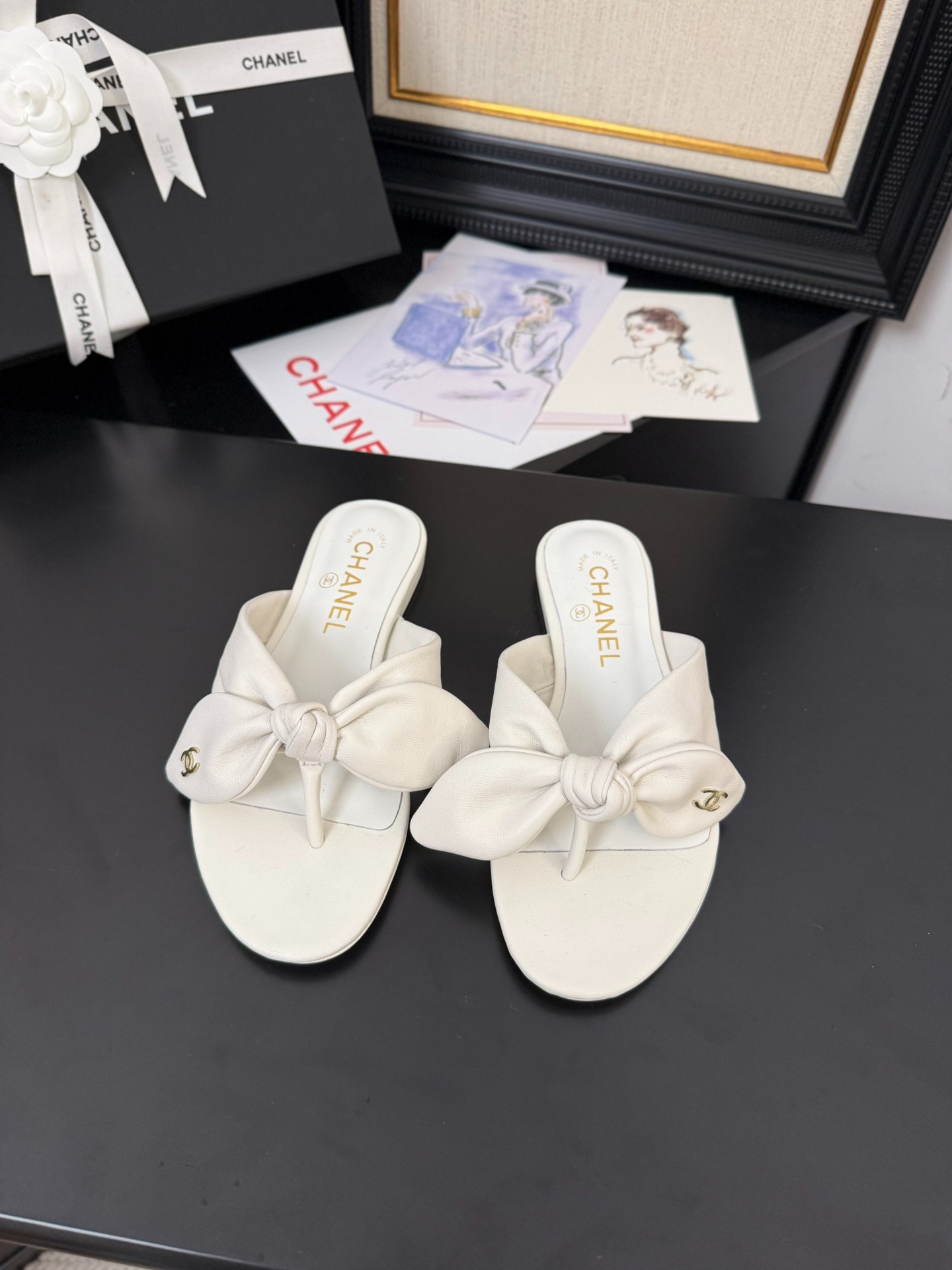 샤넬 25 신상 리본 슬리퍼