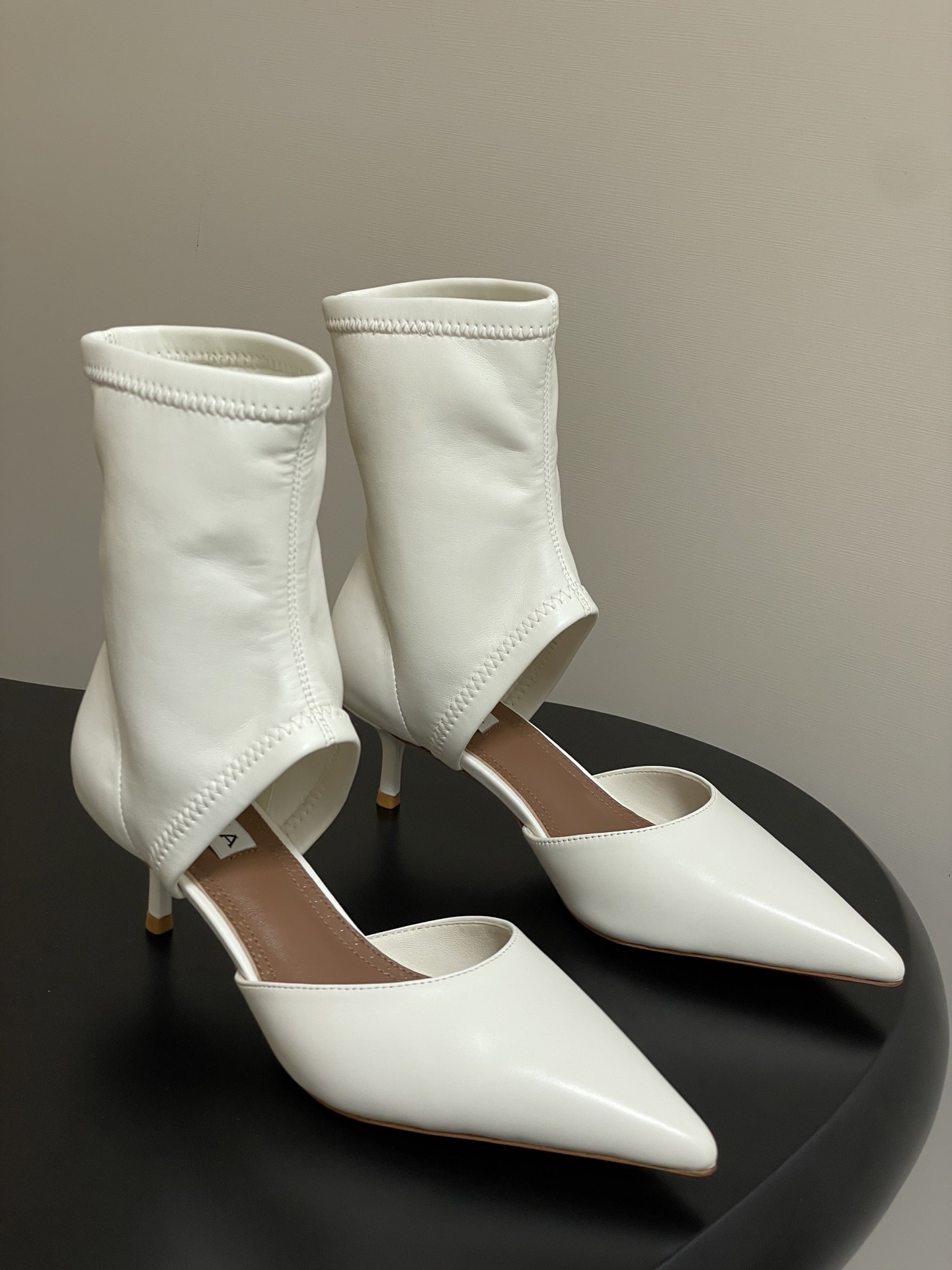 알라이아 25 신상 스판 스웨이드 앵클부츠