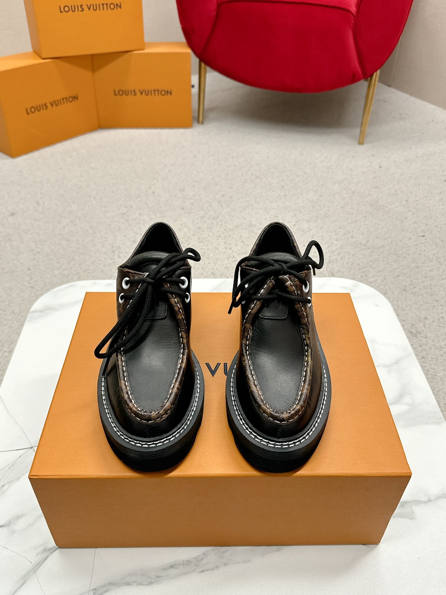 루이비통 신상 런웨이 부츠