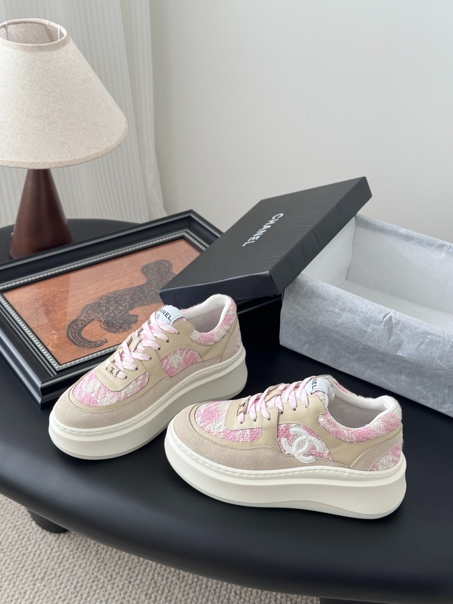 샤넬 25C 신상 스니커즈