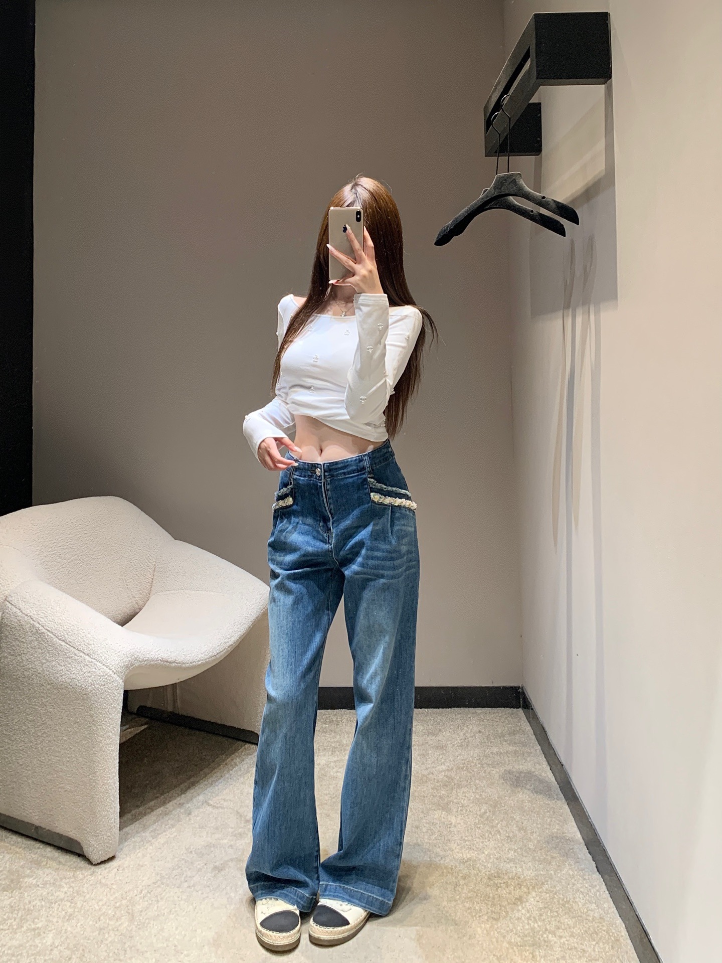 샤넬 신상 진주 와이드 데님 팬츠