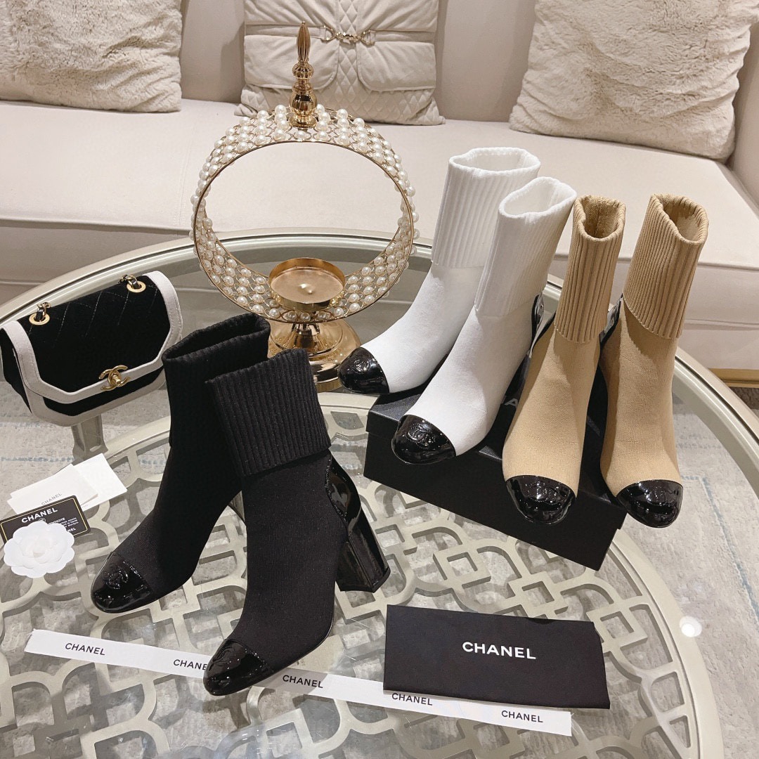 샤넬 25Ss 신상 통굽 양말부츠