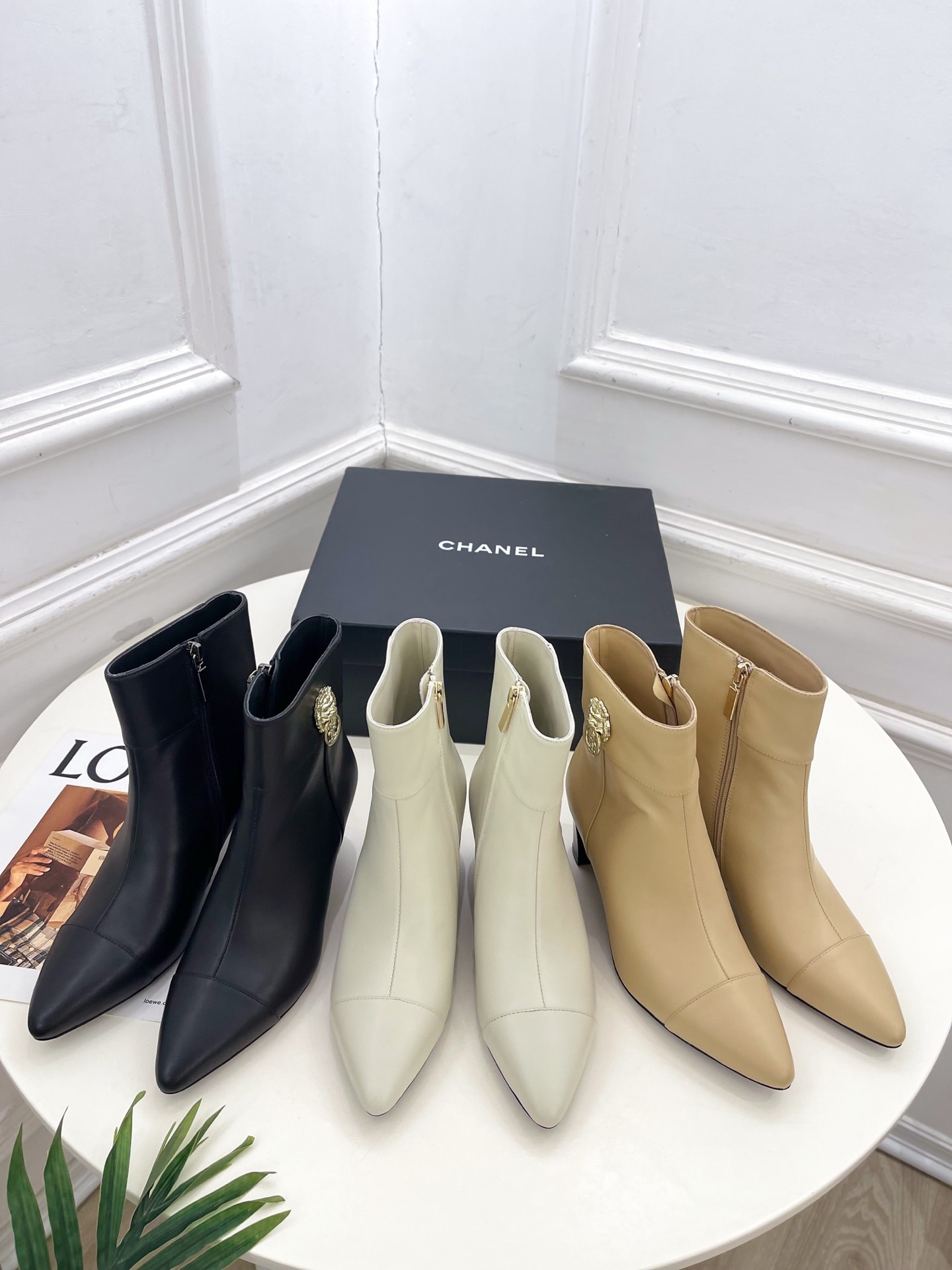 샤넬 25 신상 더블C 하이힐