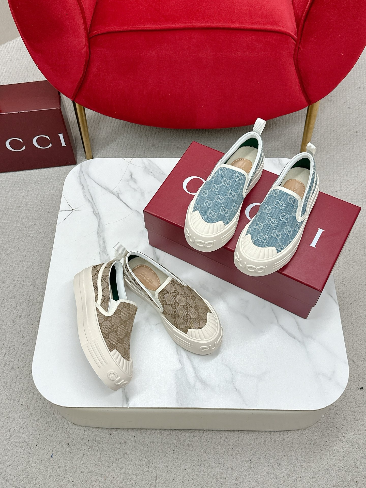 구찌 1977 오리지널 로퍼 스니커즈